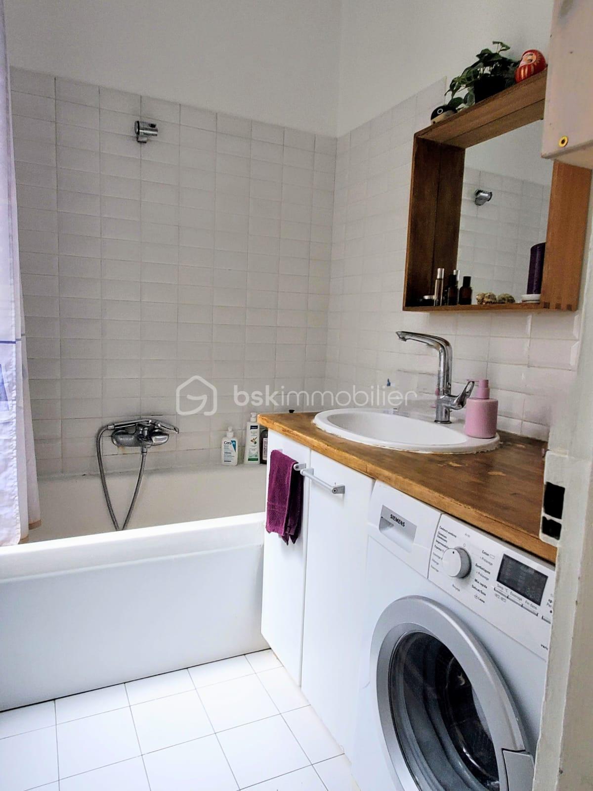 Appartement de 69,89 m² - WhatsApp Image 2026-01-17 at 19.12.07 sdb.jpeg