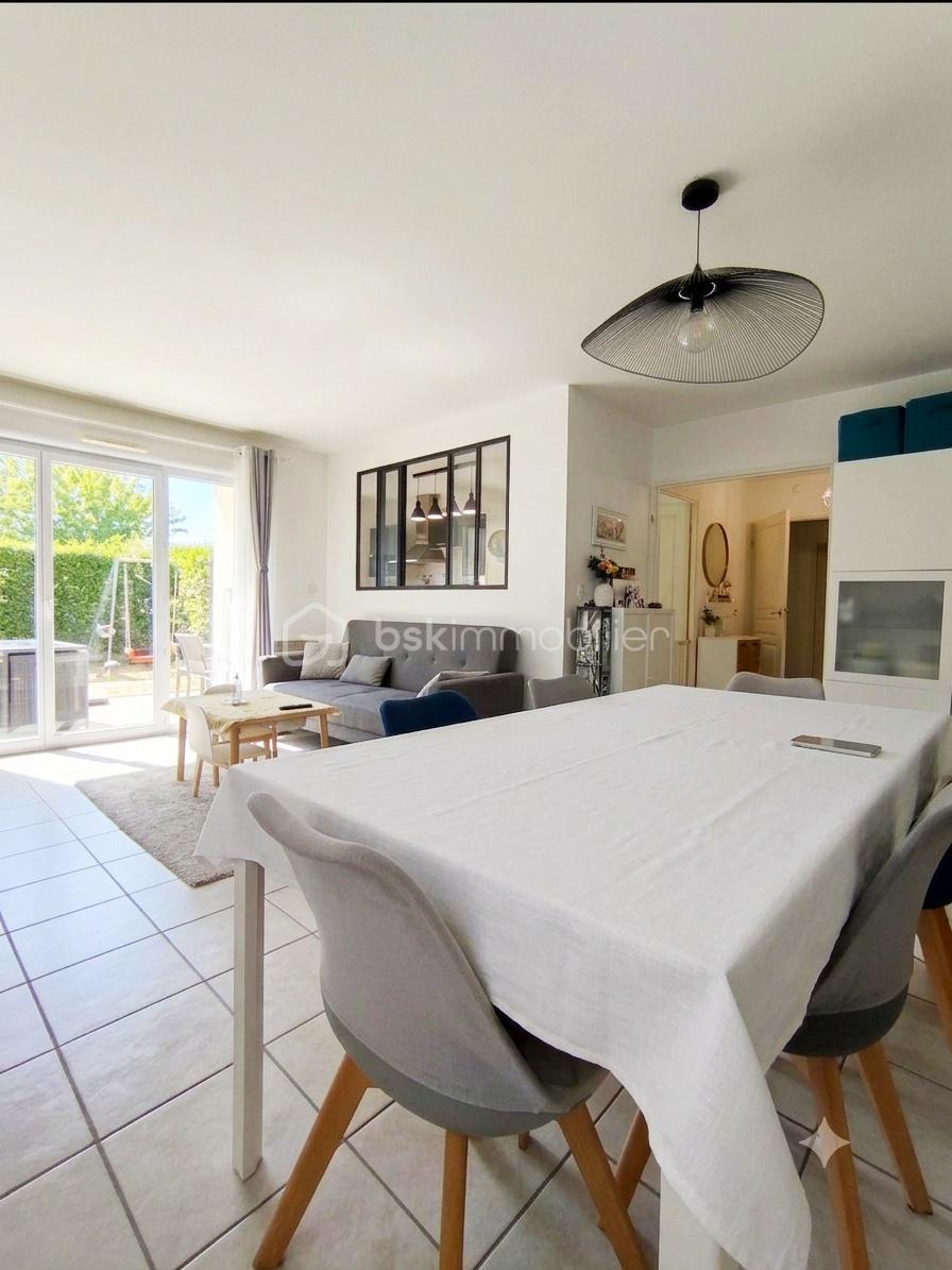 Appartement 3 pièces 70 m² · à Saint-Cyr-sur-Loire · 70 m² · 242 900 €