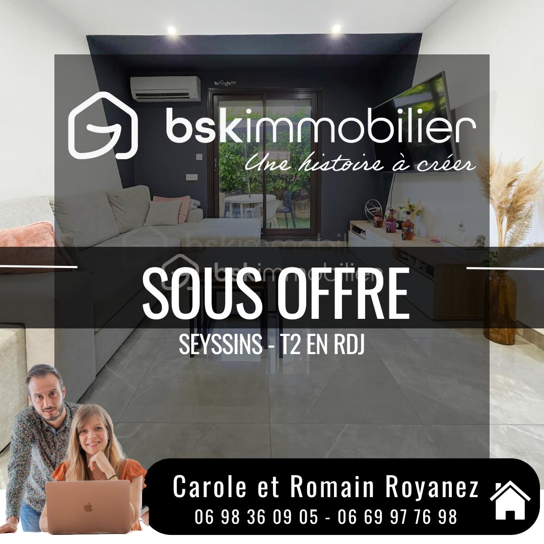 Copie de Post Instagram Immobilier Minimaliste sombre (12).png