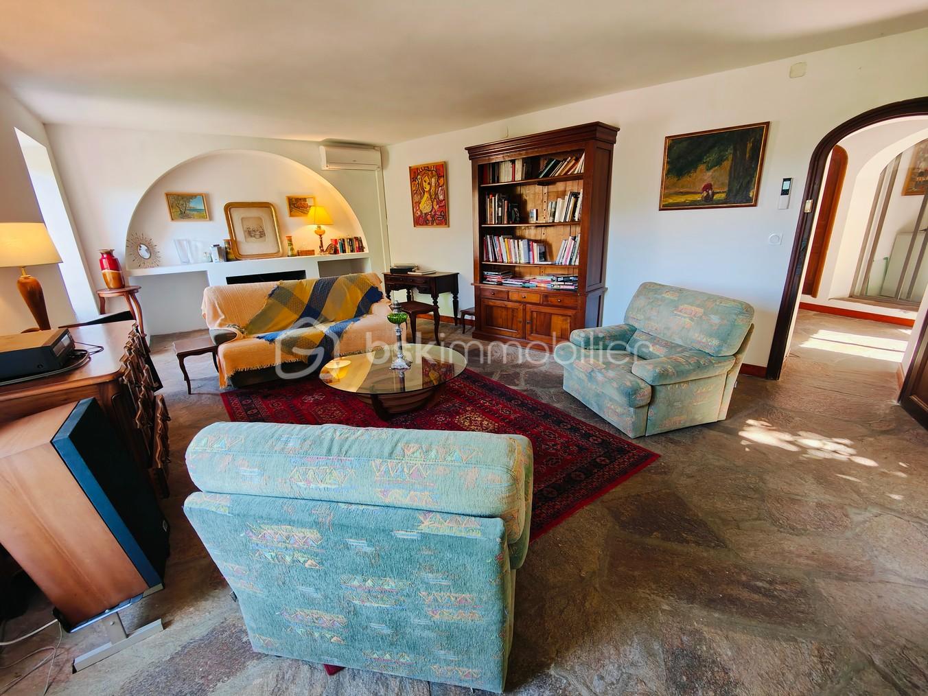 Maison en pierre de 181 m² - 11.jpg