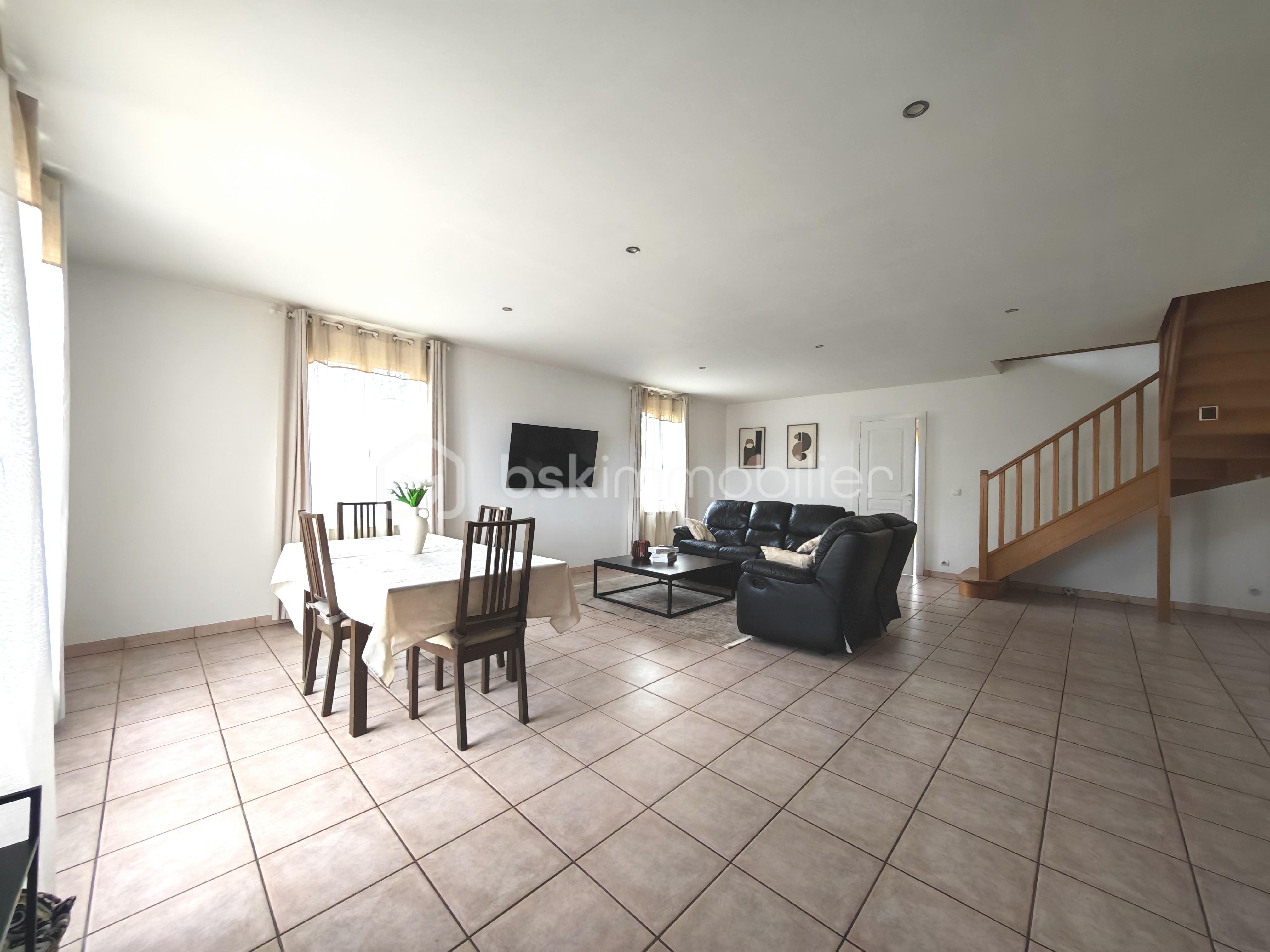 Maison de 180 m² - 78250.jpg