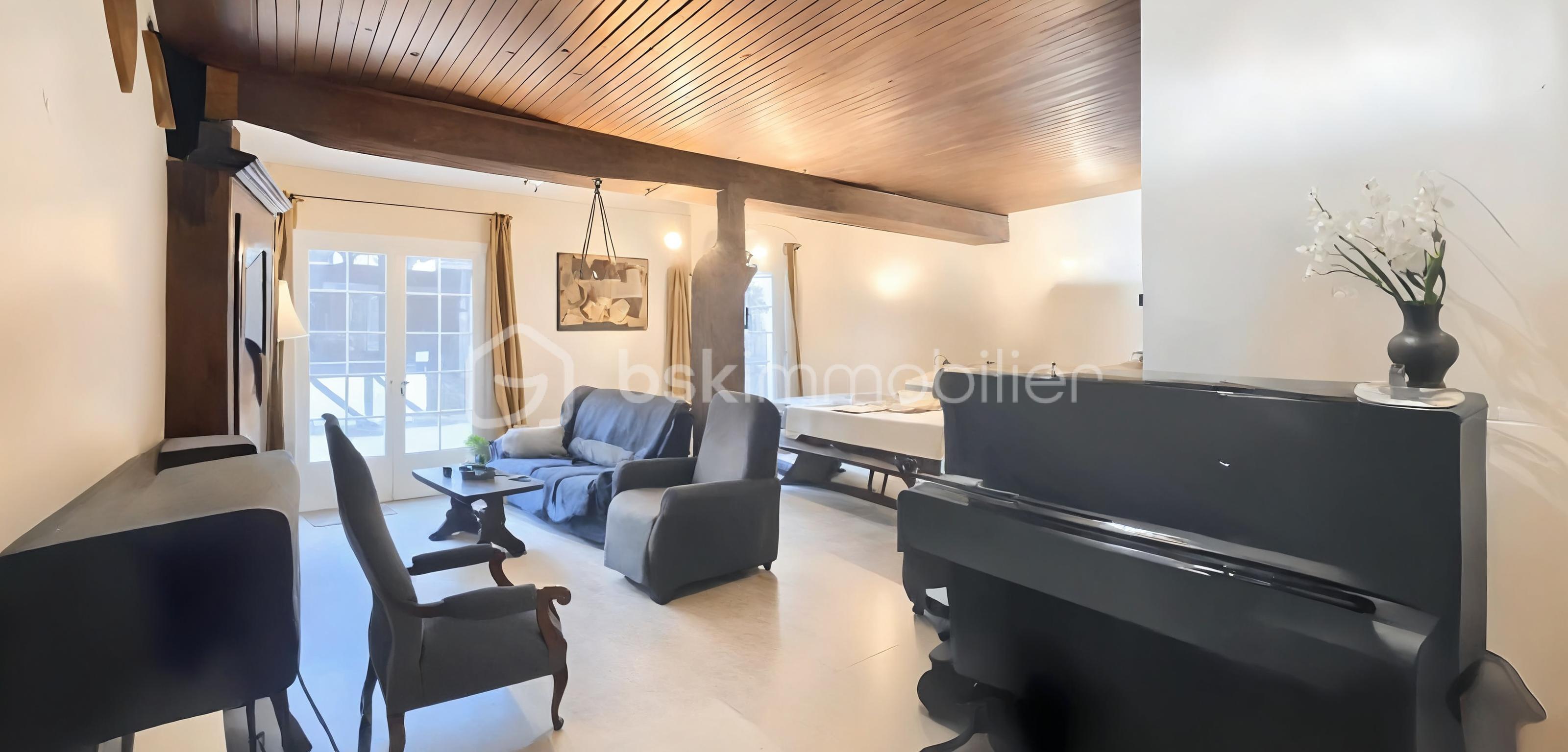 Maison de 210 m² - c6e371c9a7e52fb-1.jpg