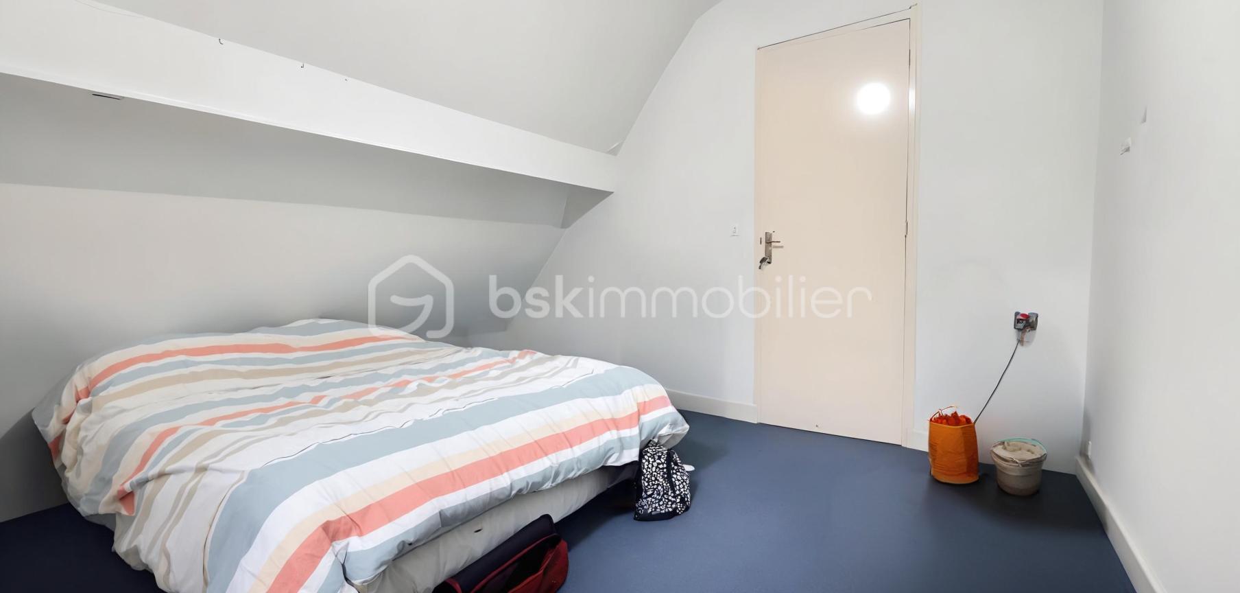 Maison de 210 m² - 69e970aef21b360-1.jpg