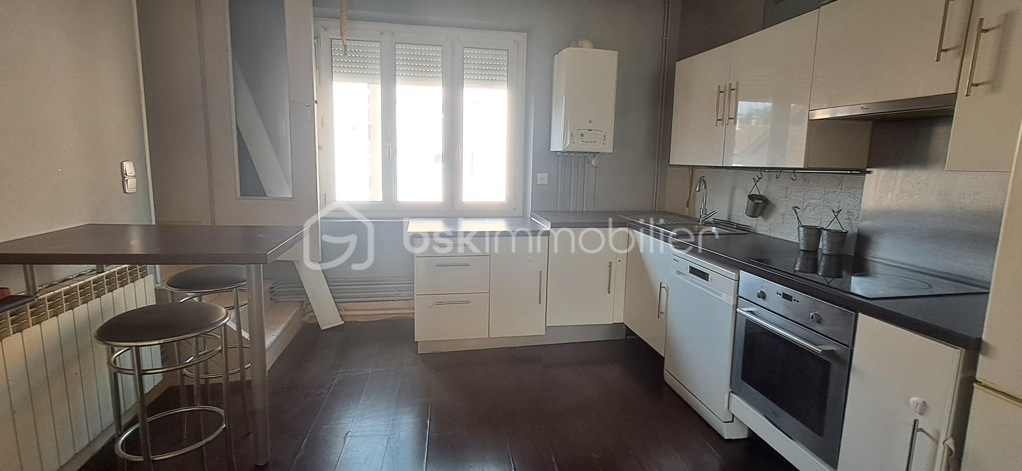 Appartement de 65 m² - Appartement Rives Republique 43 Chambre cuisine 1.jpg