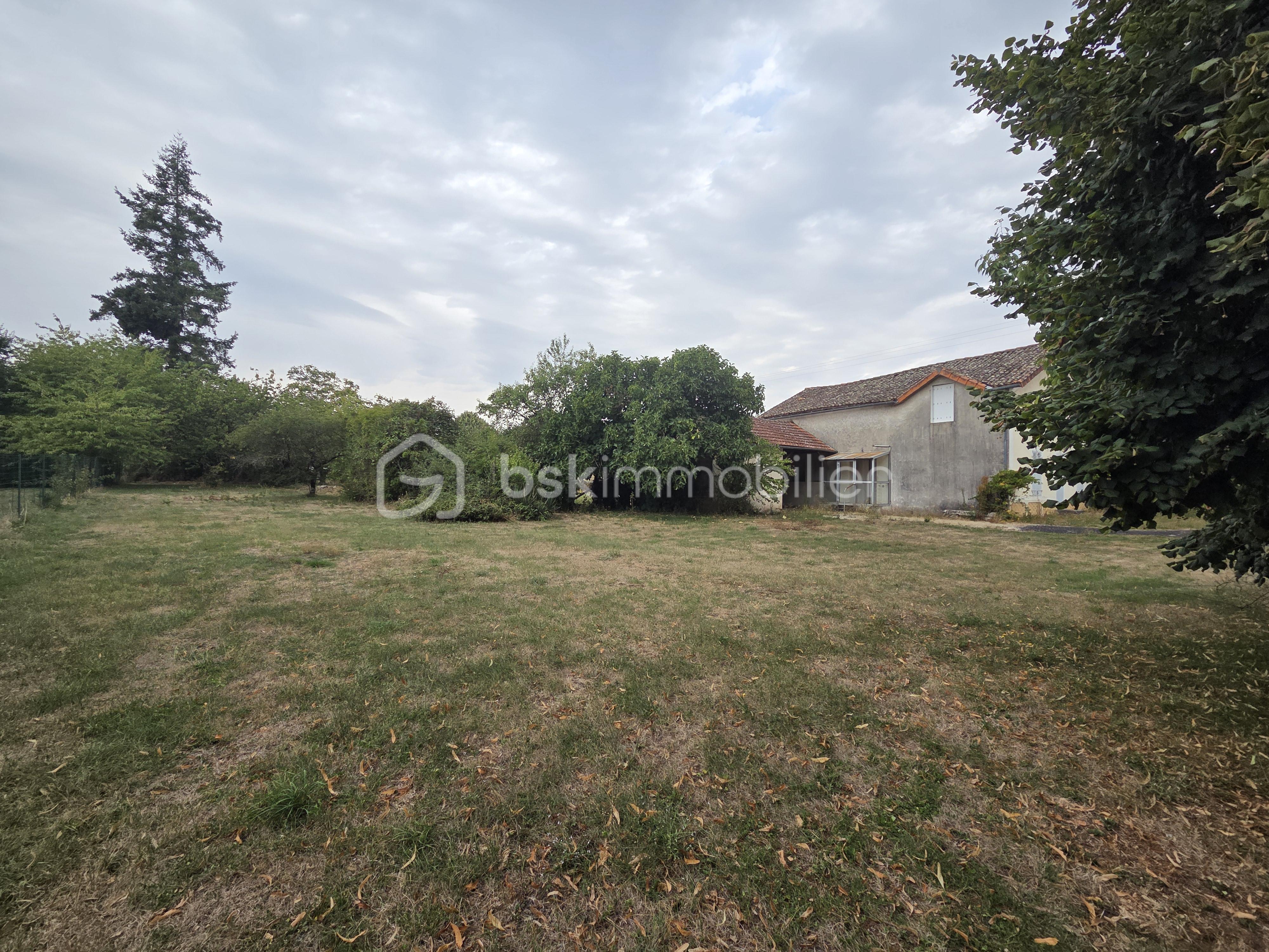 Maison ancienne de 107 m² - jardin 1.jpg