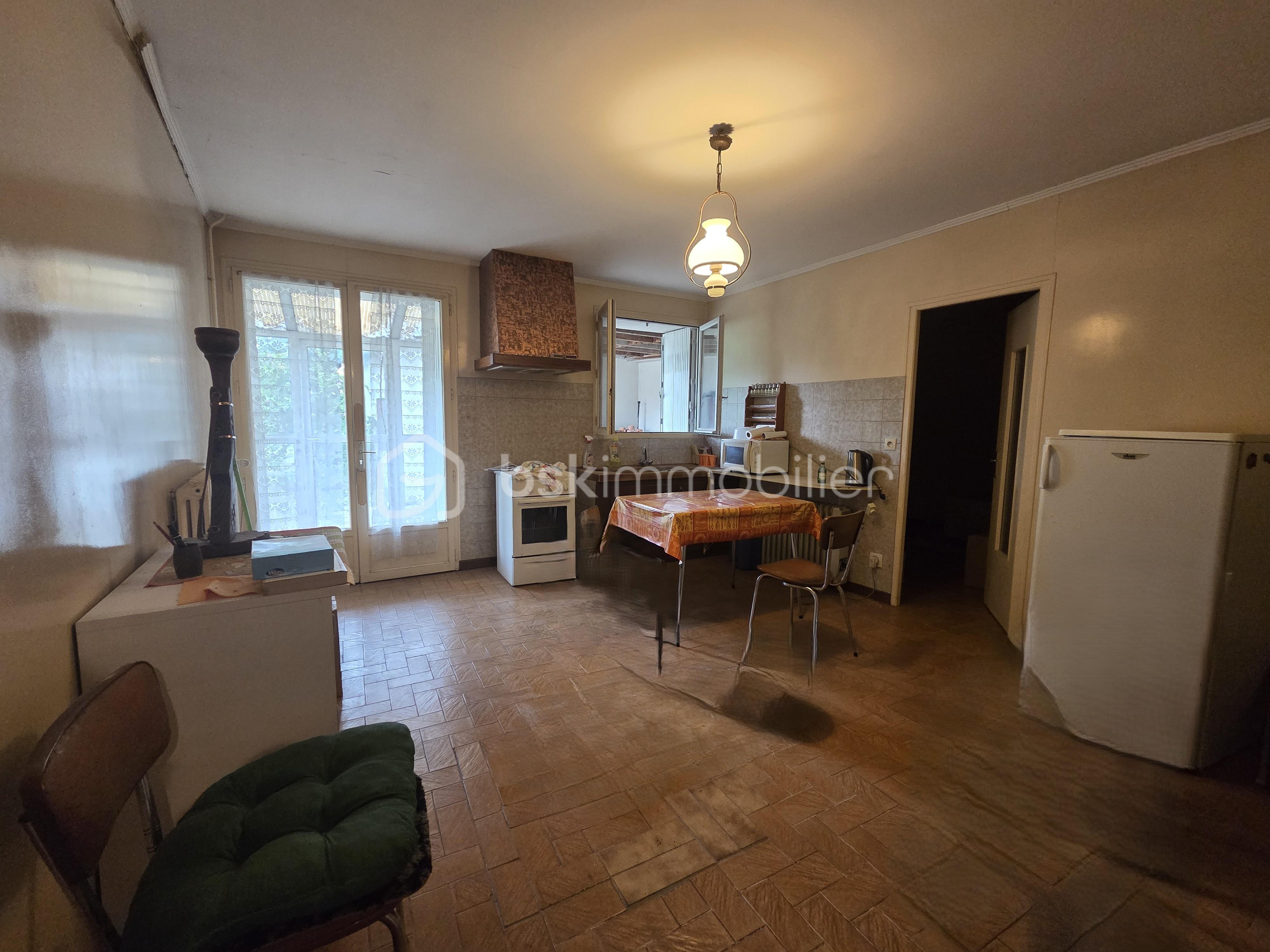 Maison ancienne de 107 m² - cuisine 1.jpg