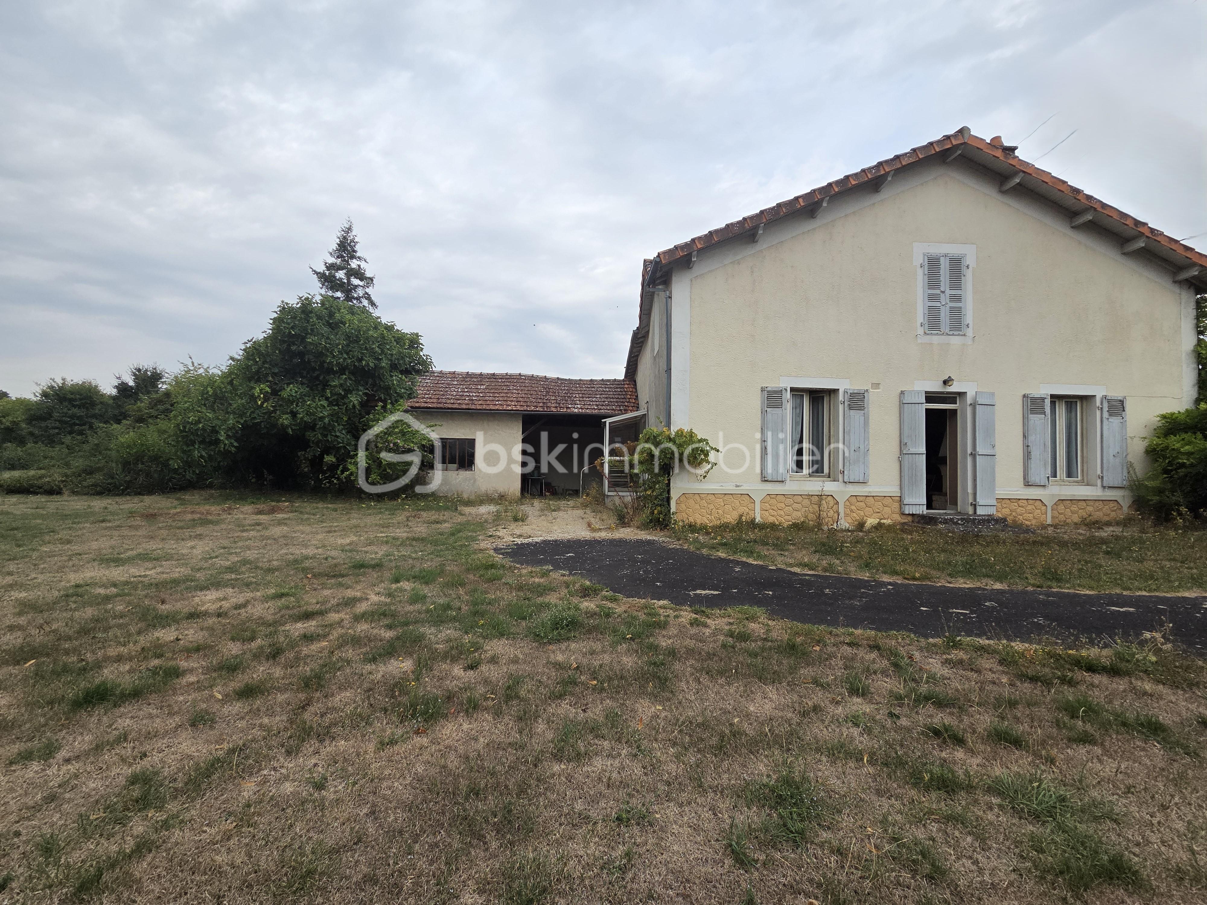 Maison ancienne de 107 m² - facade 3.jpg