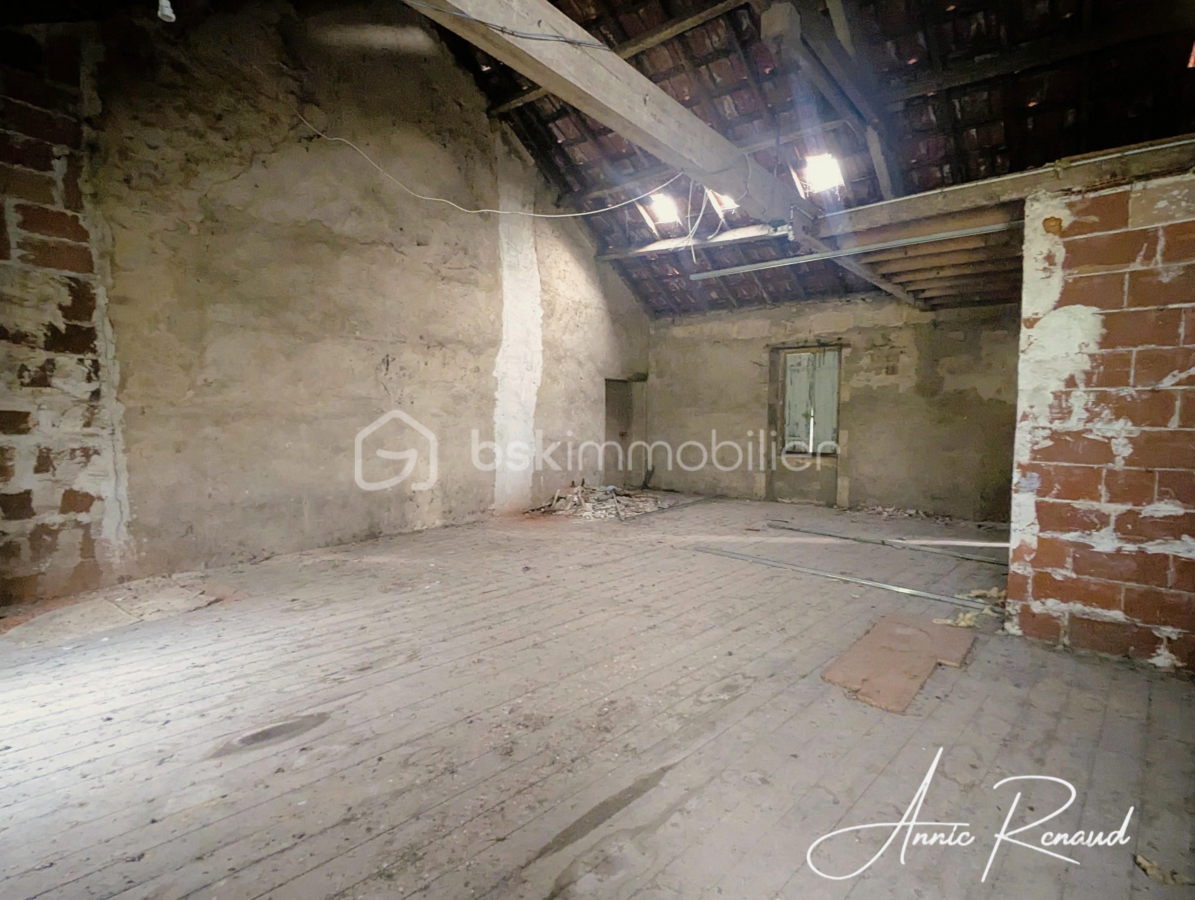 Maison de 240 m² - 15_ETAGE2 Grenier.jpg