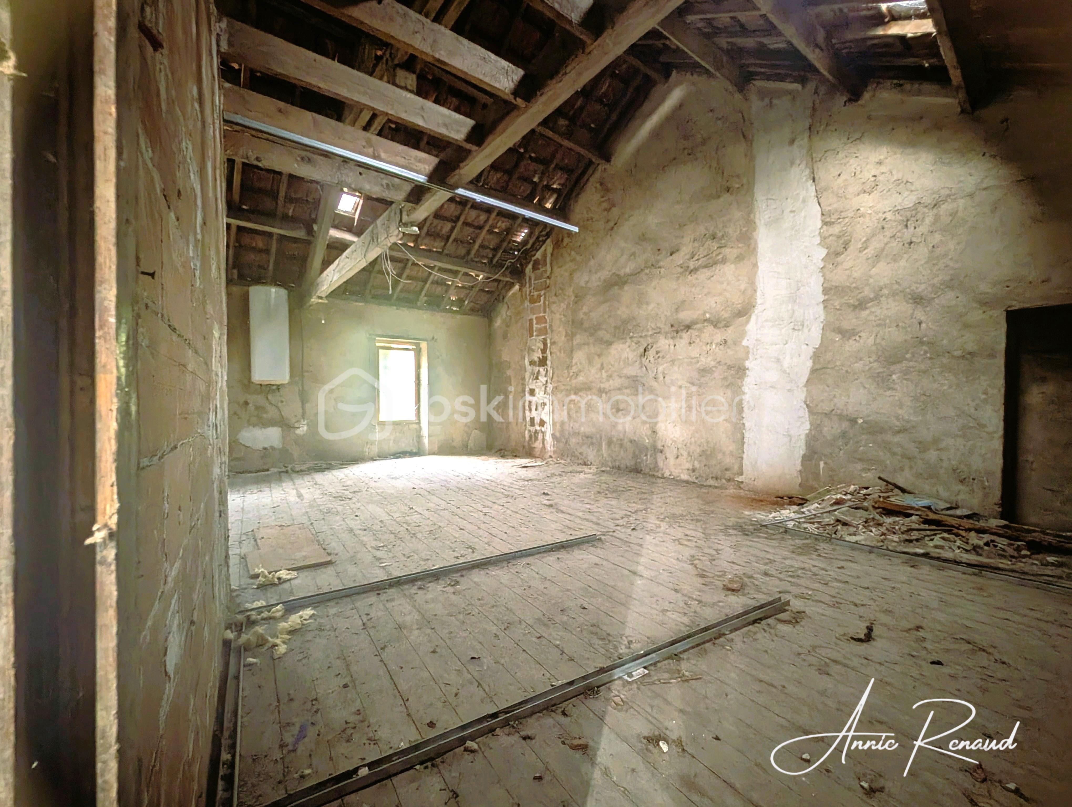 Maison de 240 m² - 17_ETAGE2 Grenier.jpg