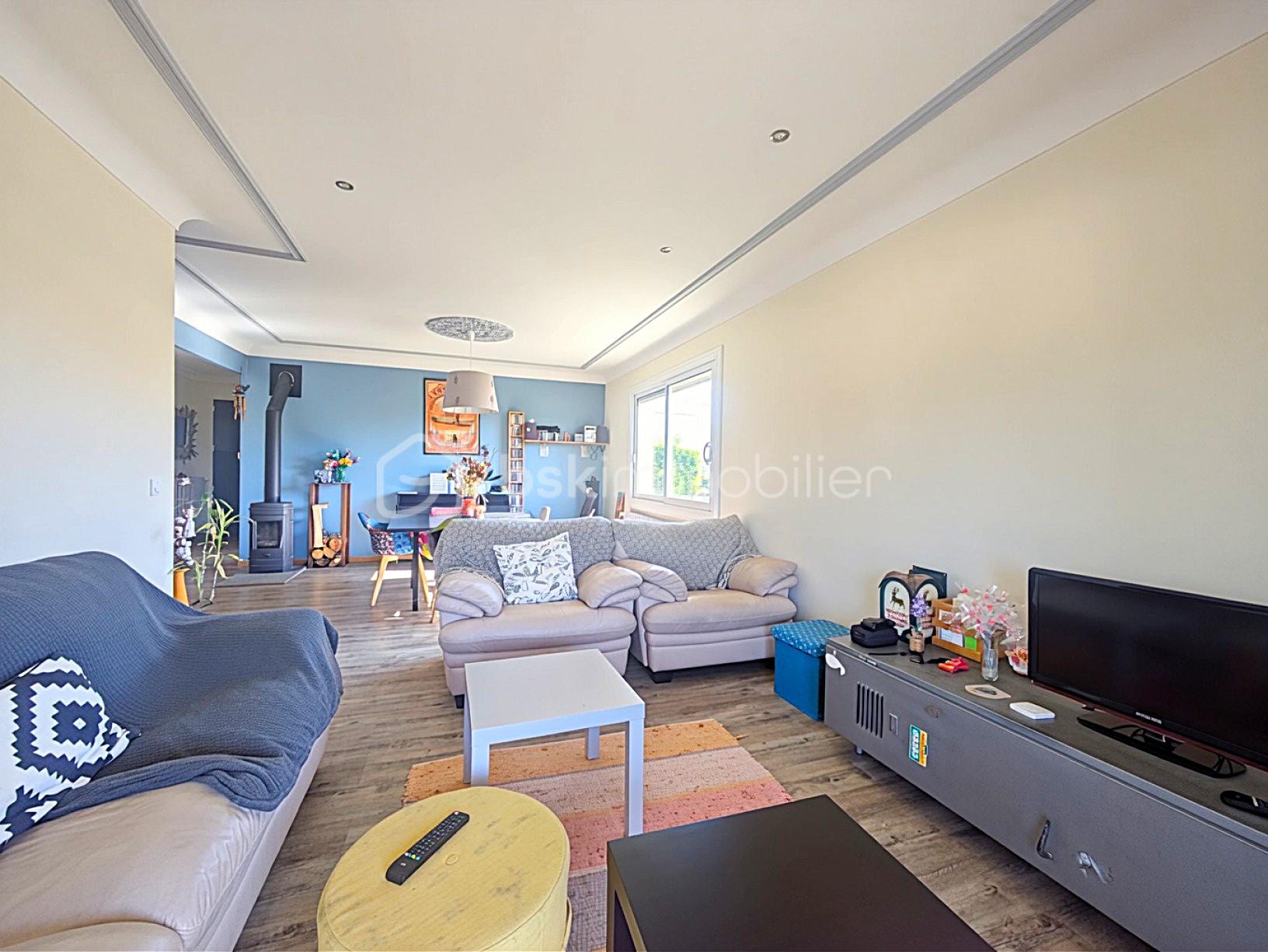 Maison de 115 m² - 4 salon entier2.jpg