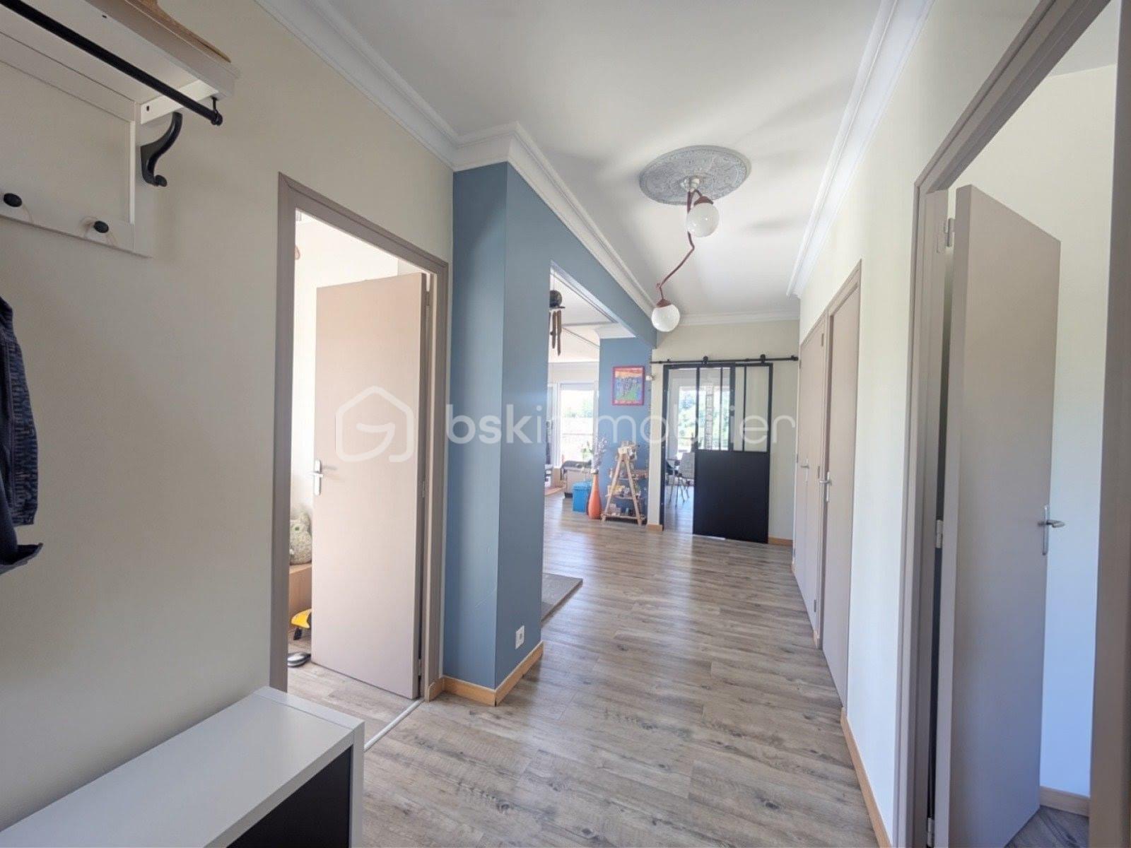 Maison de 115 m² - 1.2 entrée.jpg