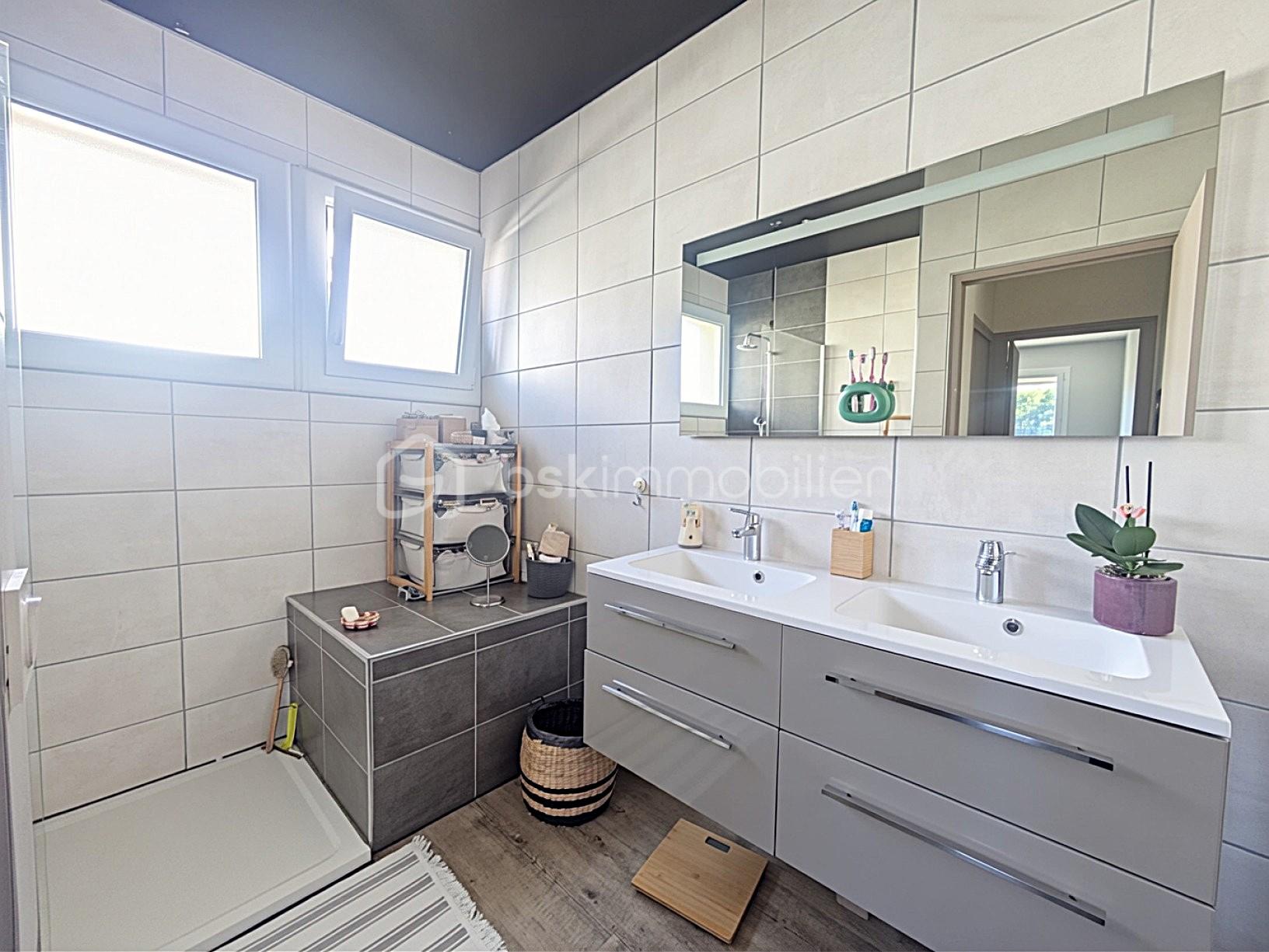 Maison de 115 m² - 10 sdb.jpg