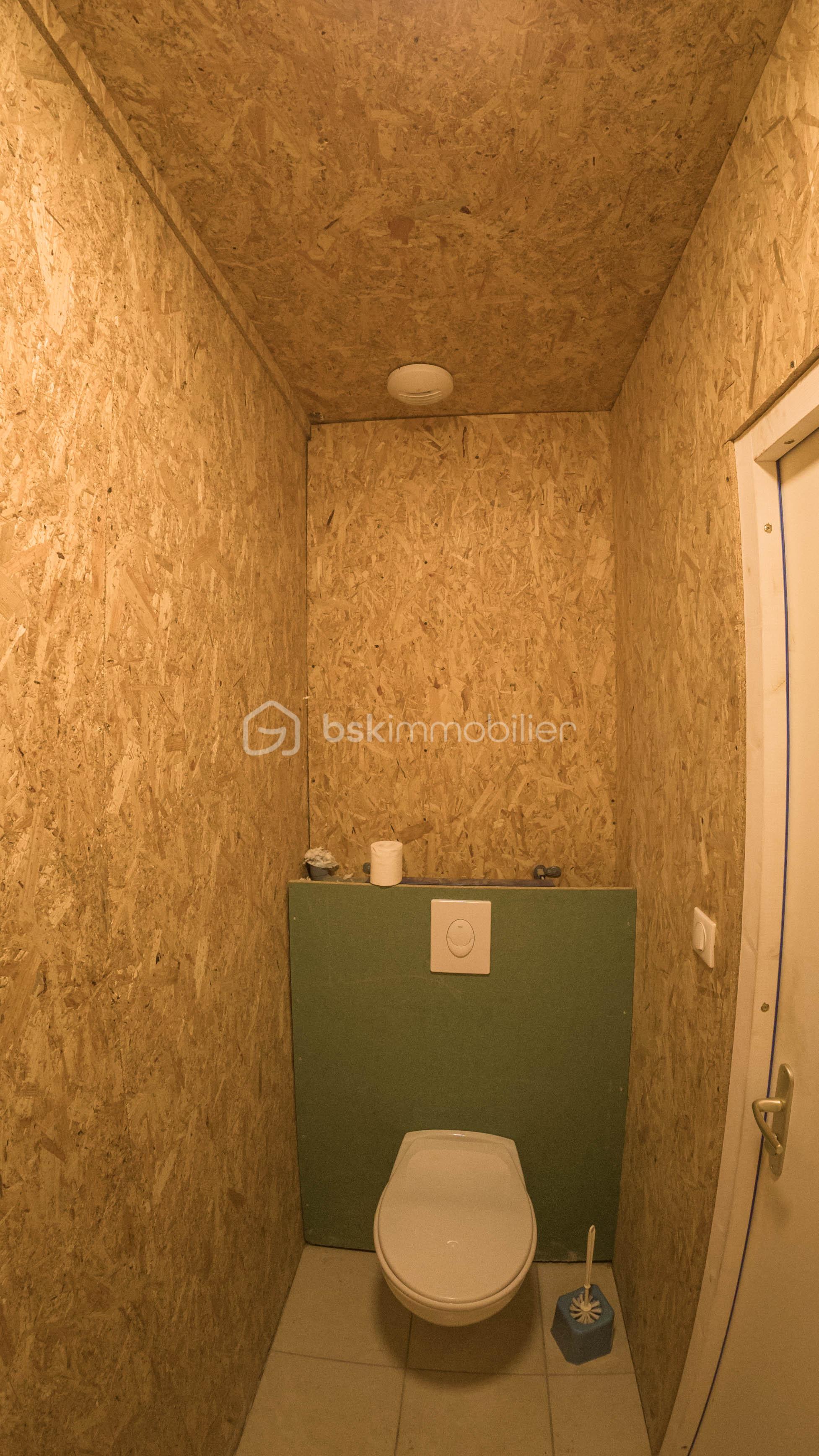 Immeuble de 646,22 m² - 9.jpg