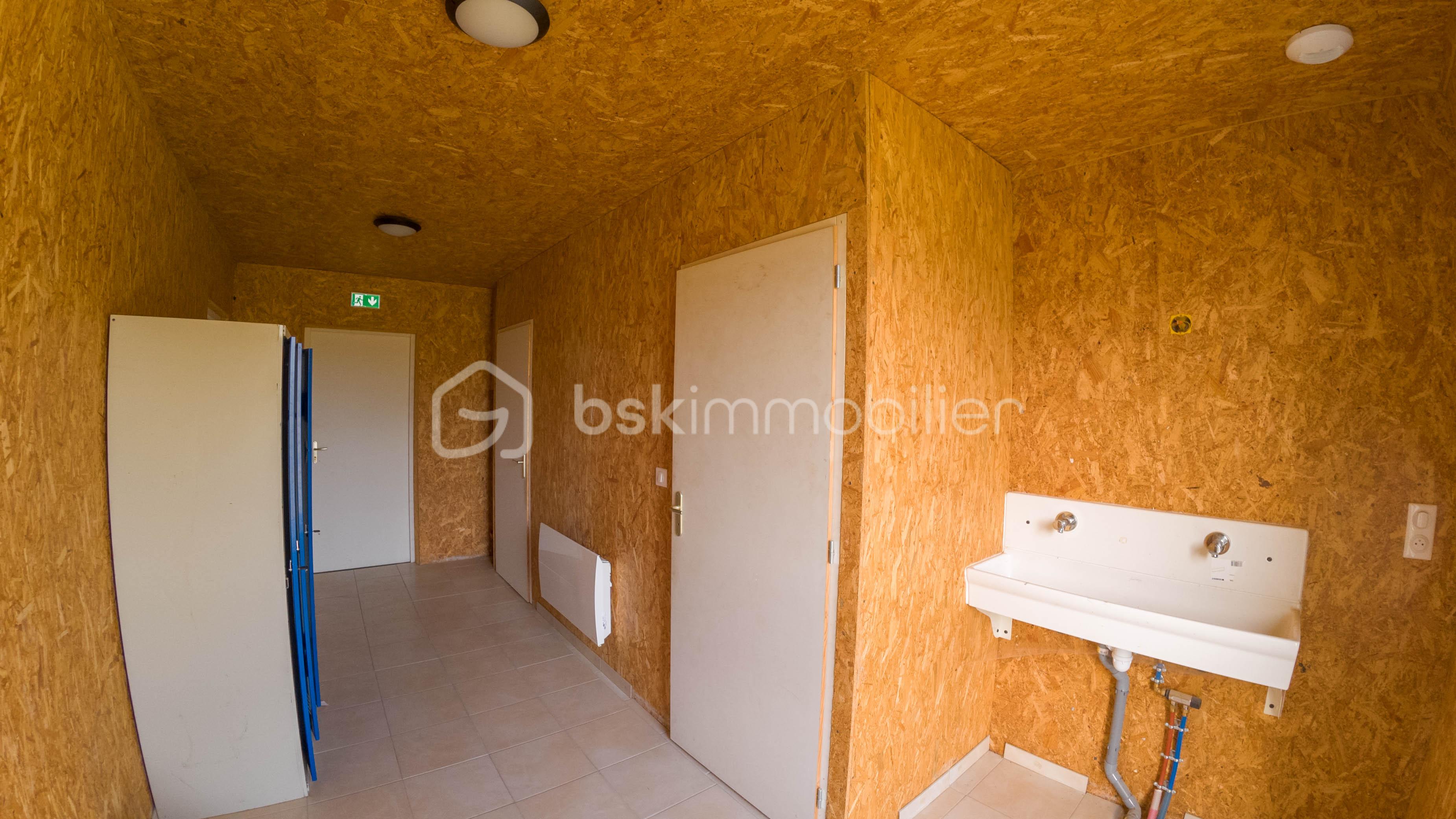 Immeuble de 646,22 m² - 8.jpg