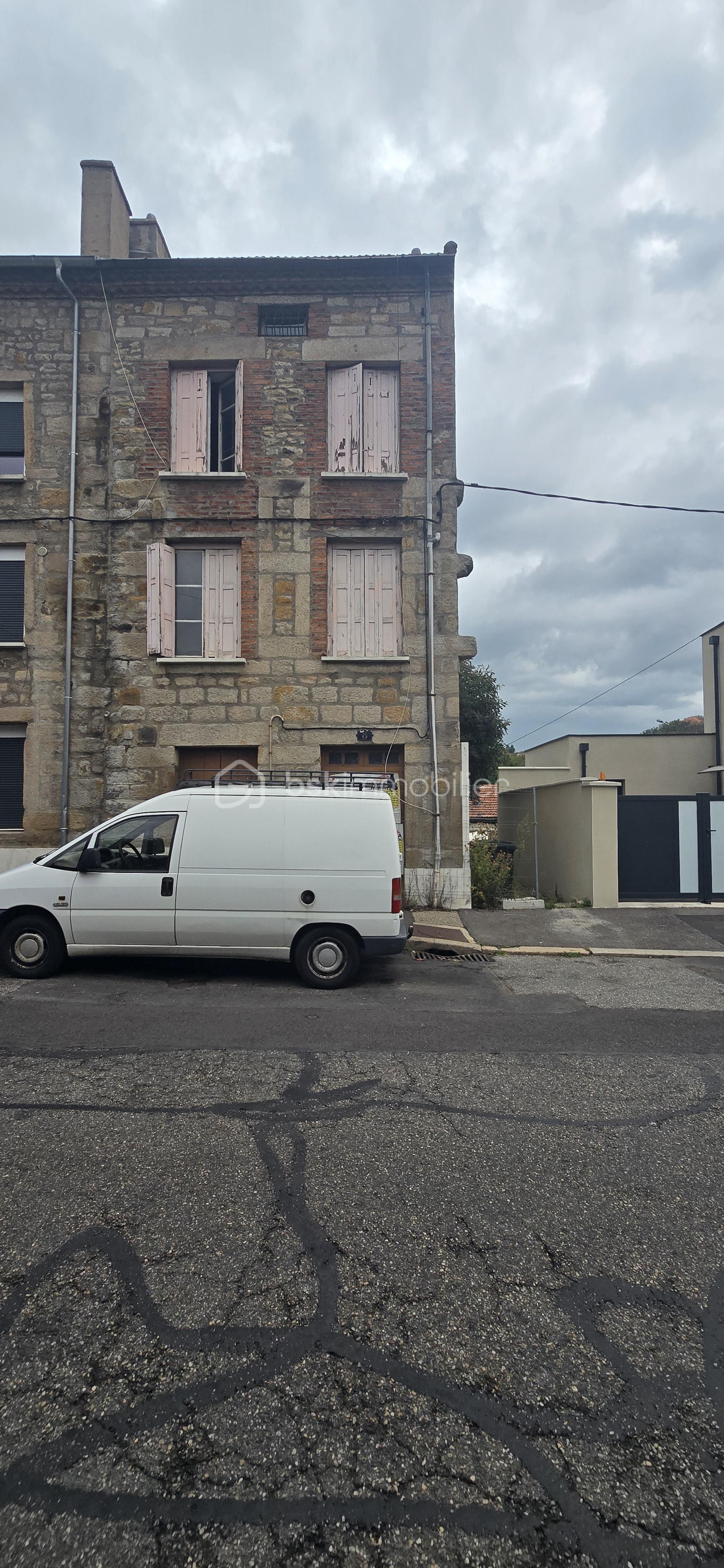 Immeuble de 110 m² - 20250904_114605.jpg