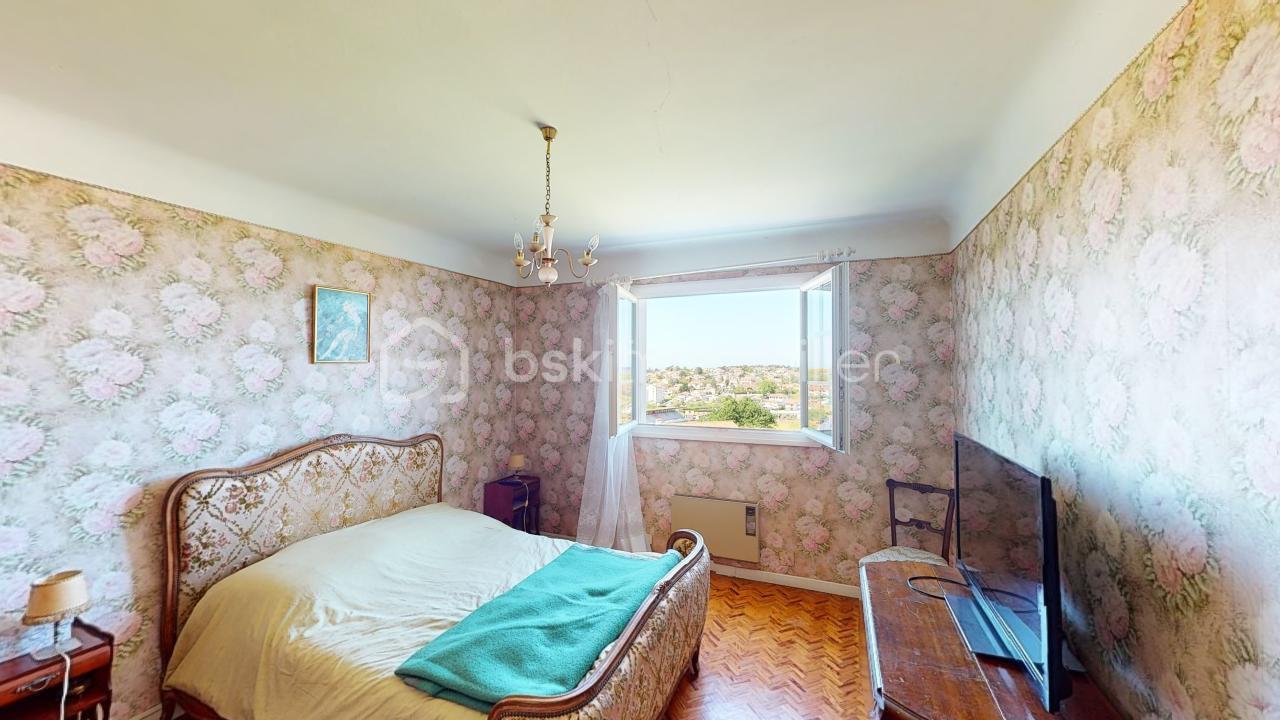 Maison-Saint-Jean-De-Luz-04182024_195021.jpg