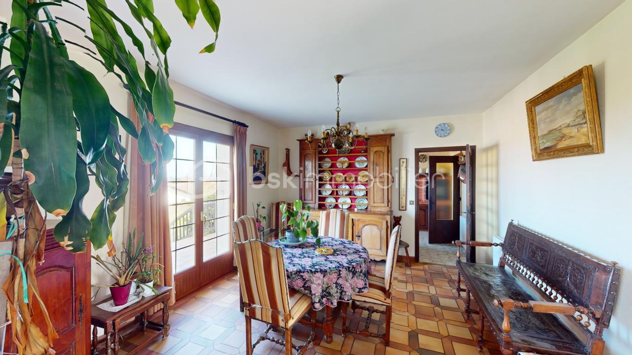 Maison-Saint-Jean-De-Luz-04182024_194334.jpg