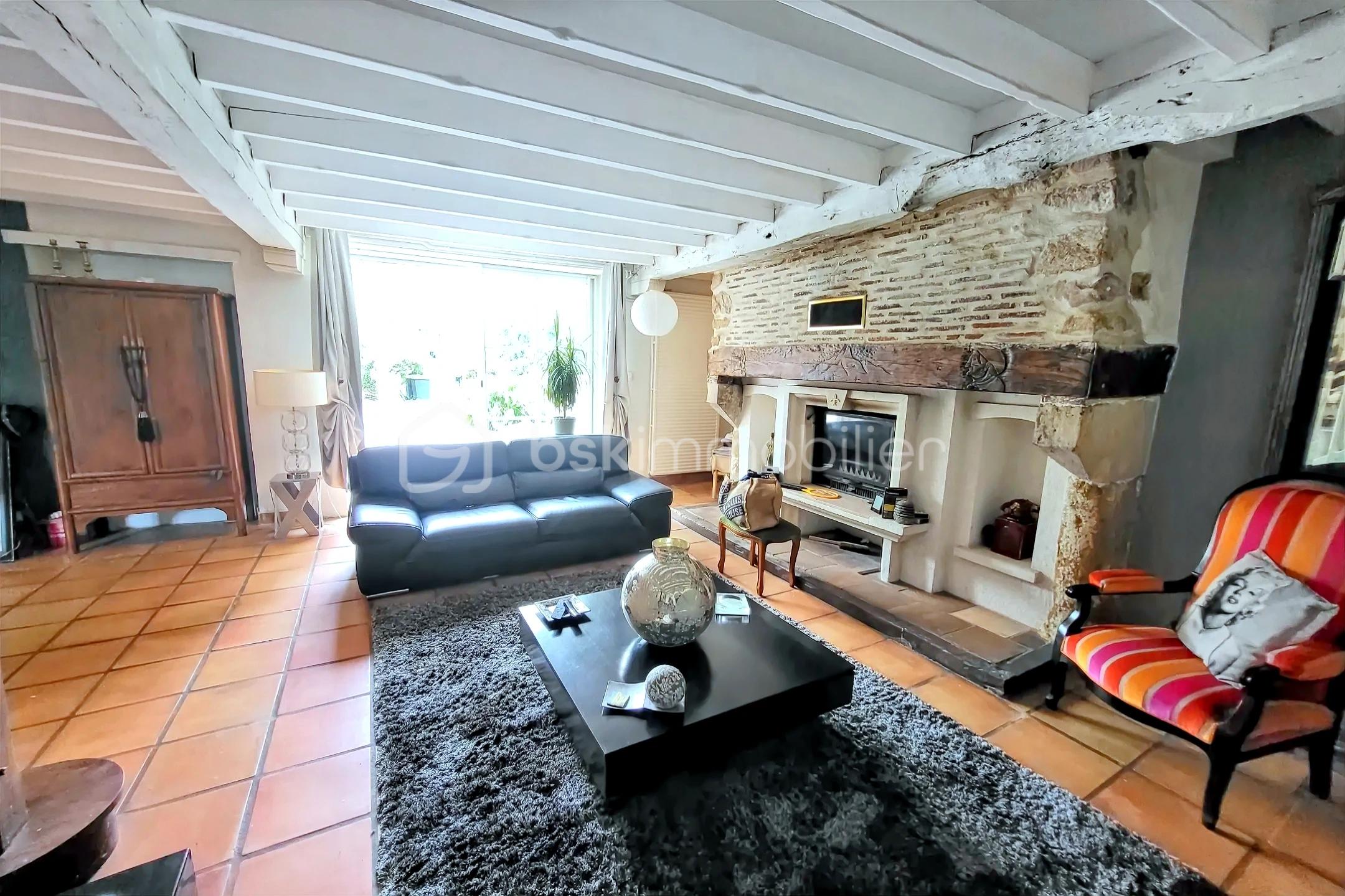 Maison traditionnelle de 153 m² - hoqi-8fb9b4b695354f9d87f499d71ed44f53.jpg