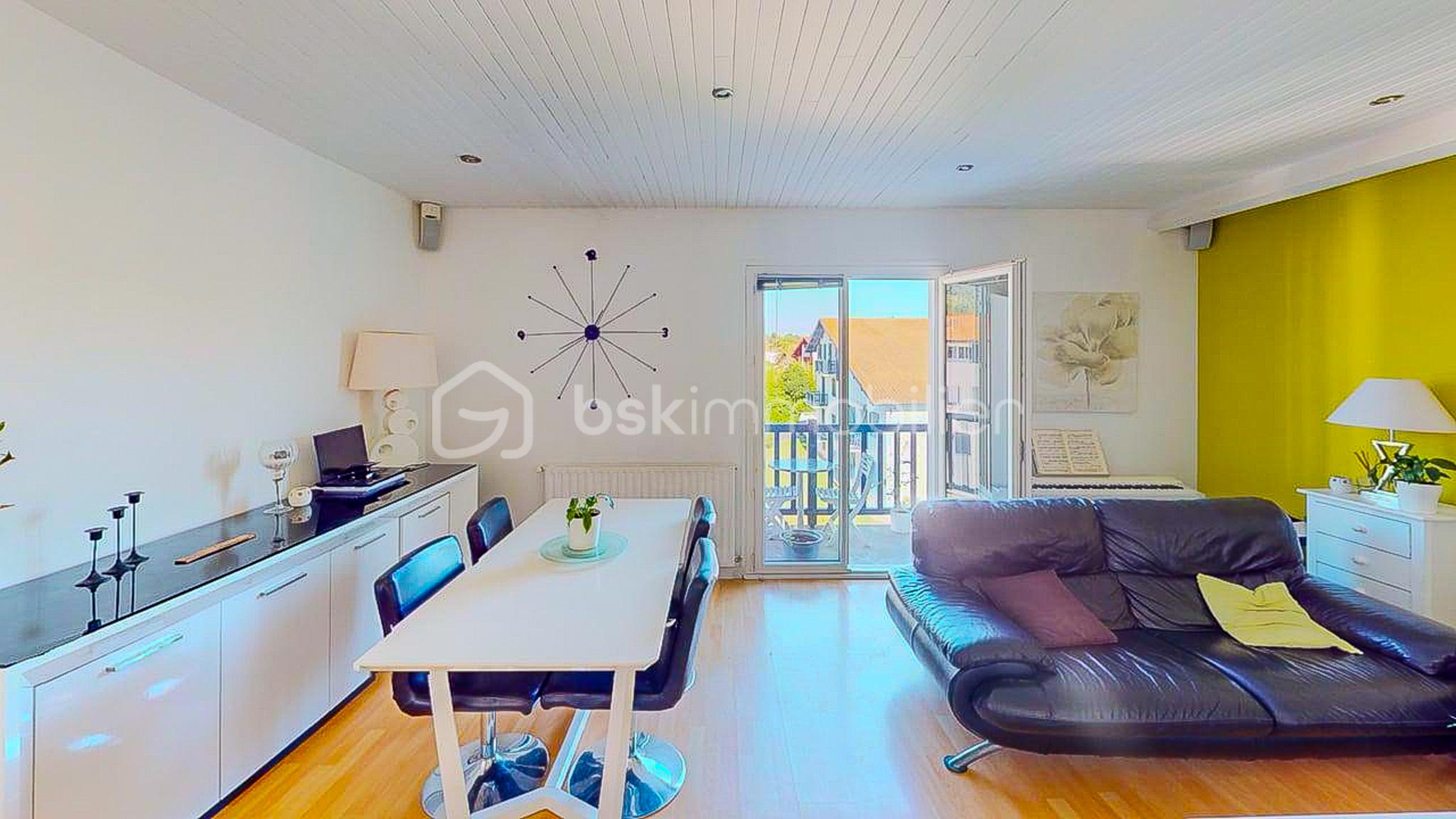 Appartement de 92 m² - T4-Cambo-Living-Room.jpg