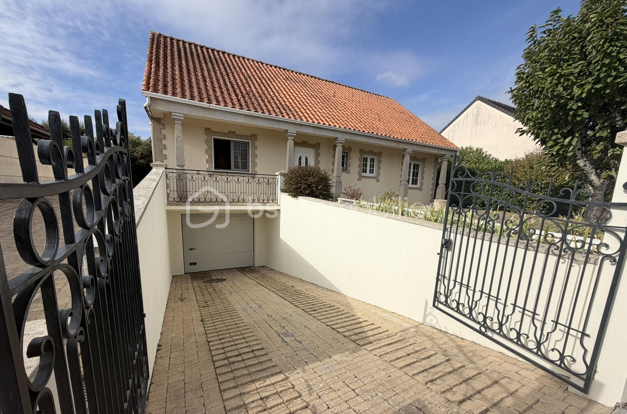 Maison 5 pièces 140 m² · à Orléans · 140 m² · 370 000 €