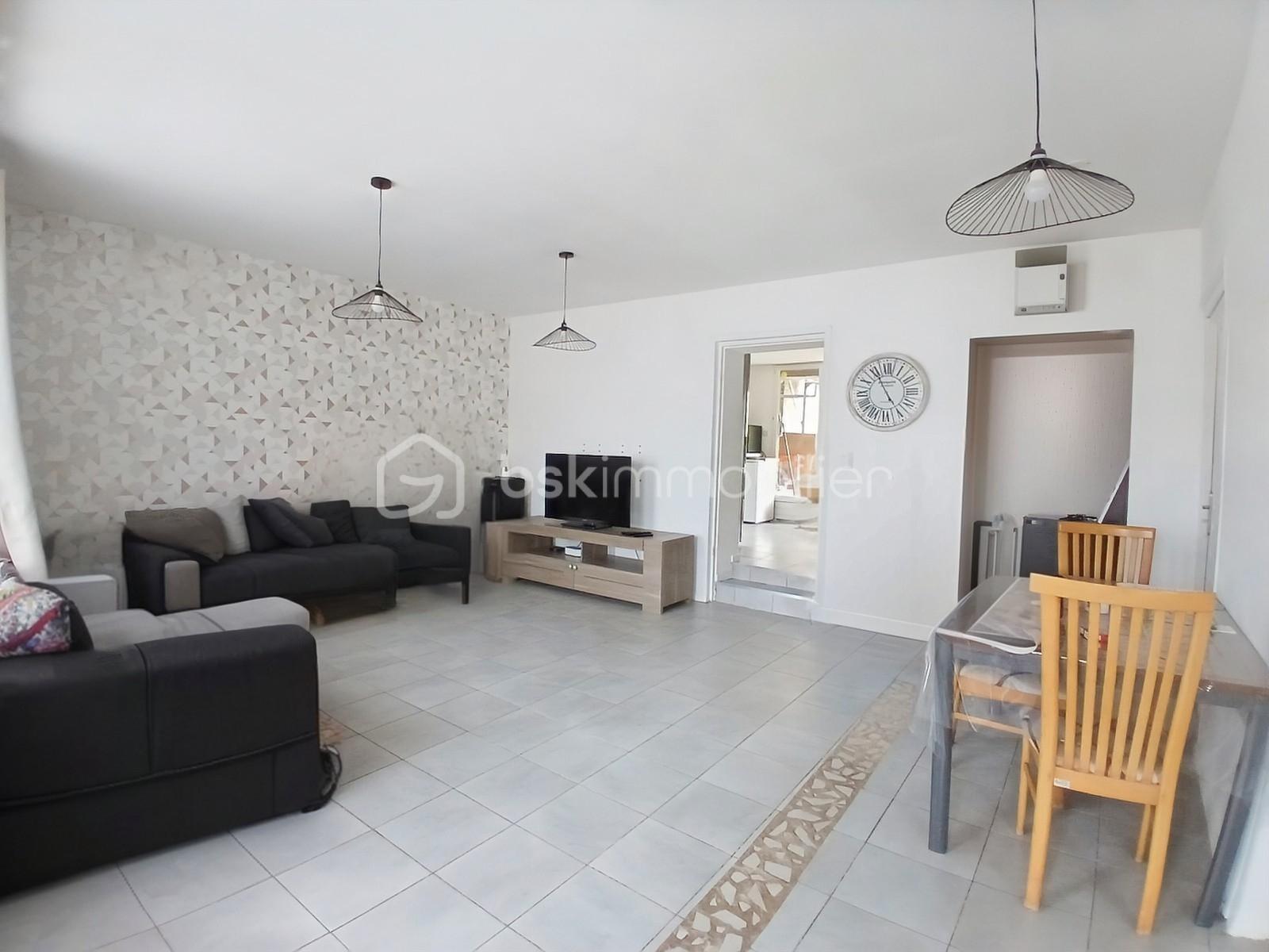 Maison de ville de 104 m² - 2025-08-09-09-00-56-258.jpg