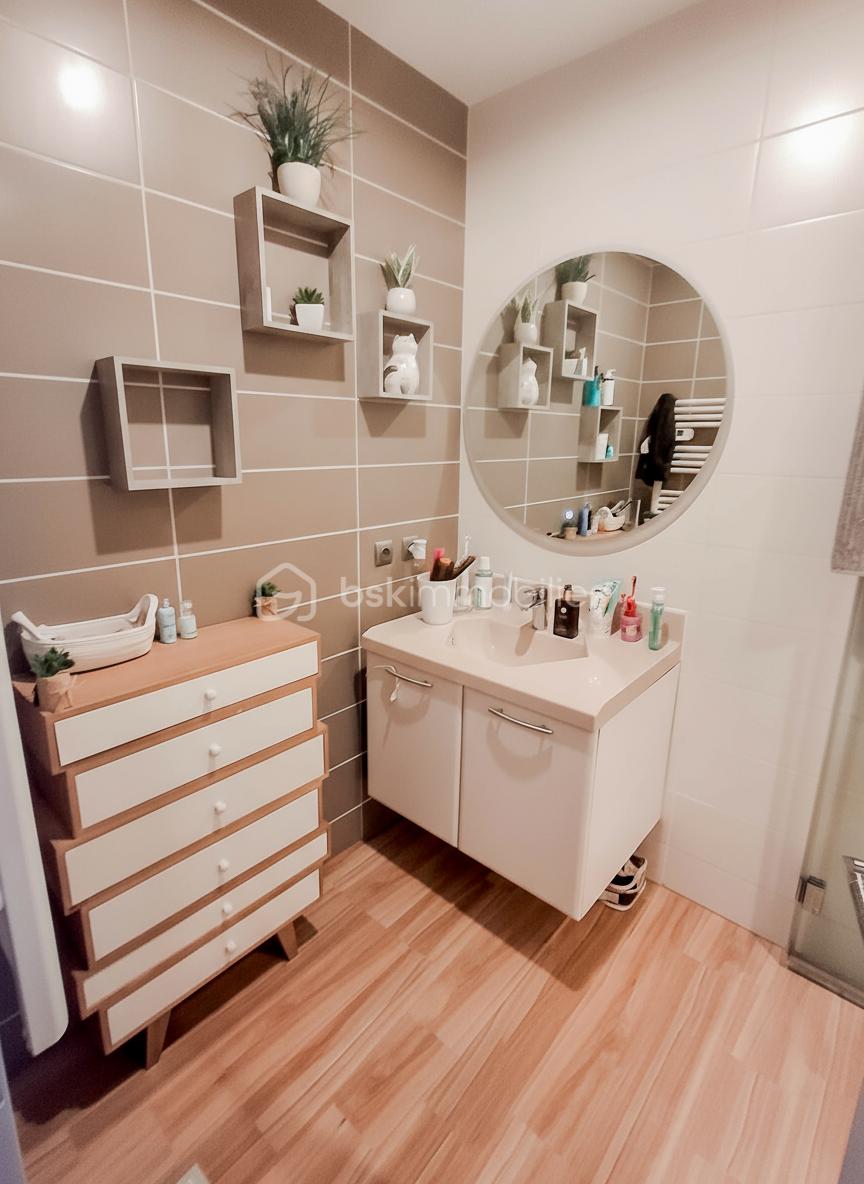 Maison de 80 m² - generated_2025-11-10T13_49_27.298.jpg