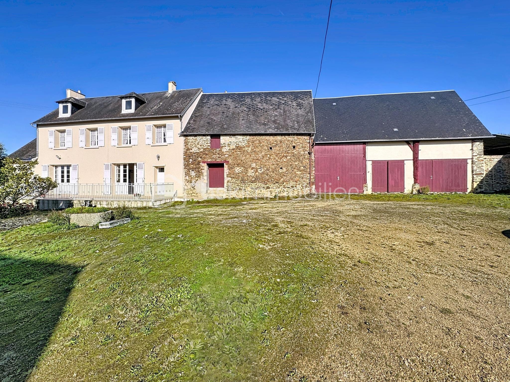 Maison de 143 m² - Maison de face.jpg