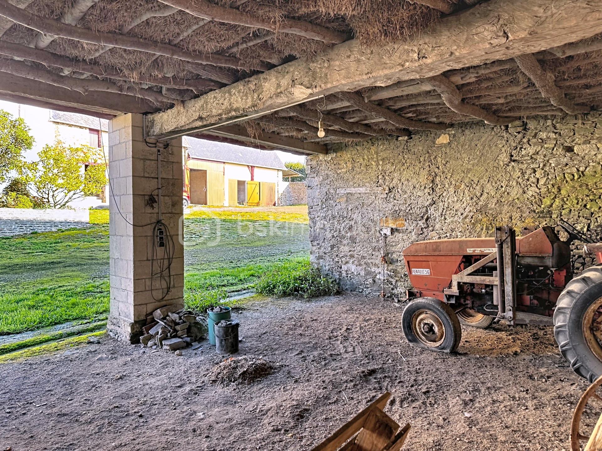 Maison de 143 m² - Tracteur.jpeg