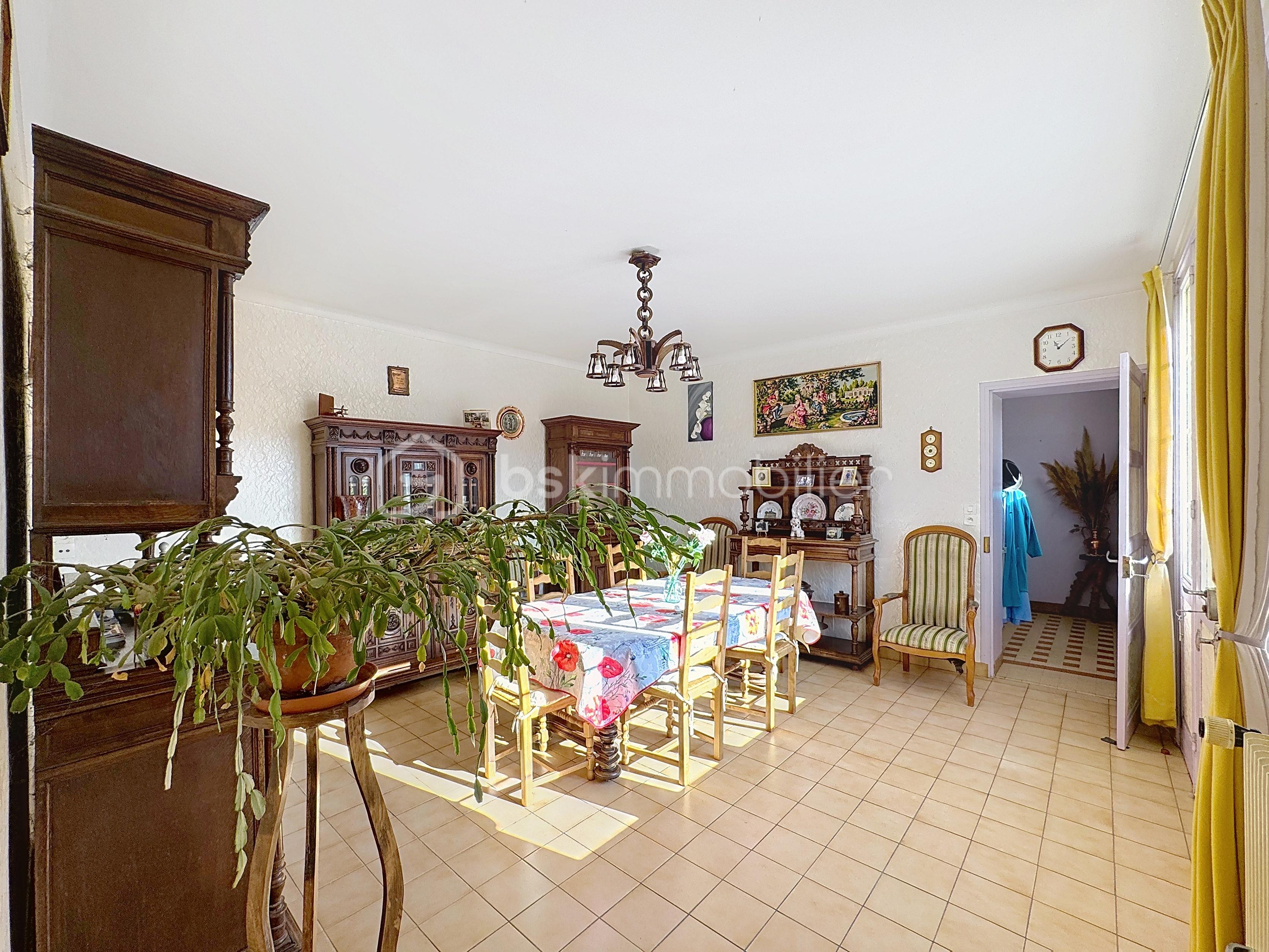 Maison de 143 m² - Séjour.jpg