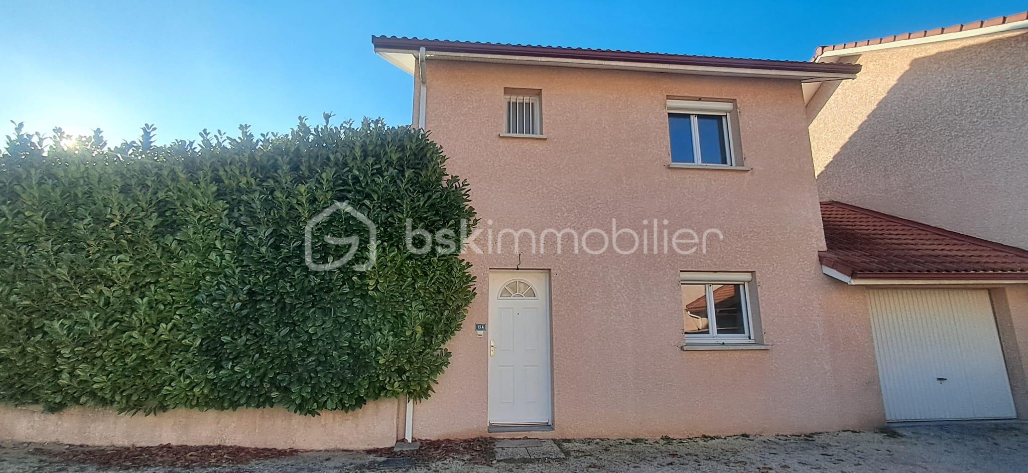 Maison St Etienne de St Geoirs Le courlis Façade 1.jpg