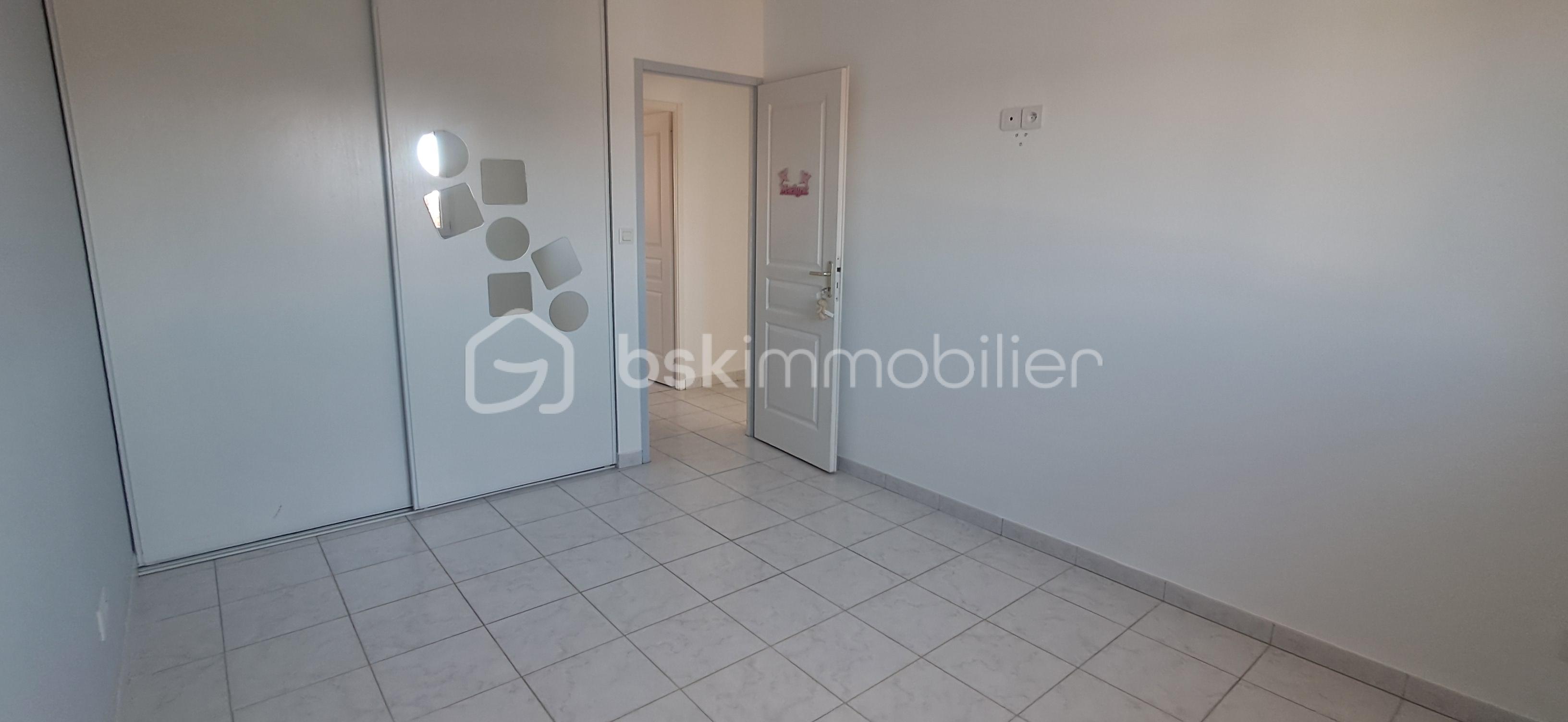 Maison St Etienne de St Geoirs Le Courlis Chambre 2.jpg