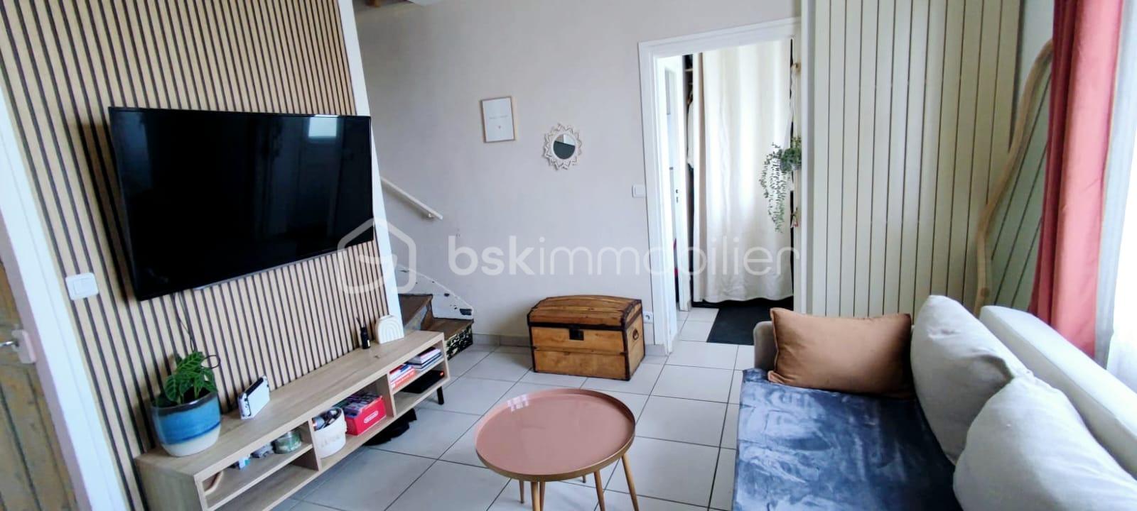 Maison de ville de 54 m² - IMG-20250520-WA0030.jpg
