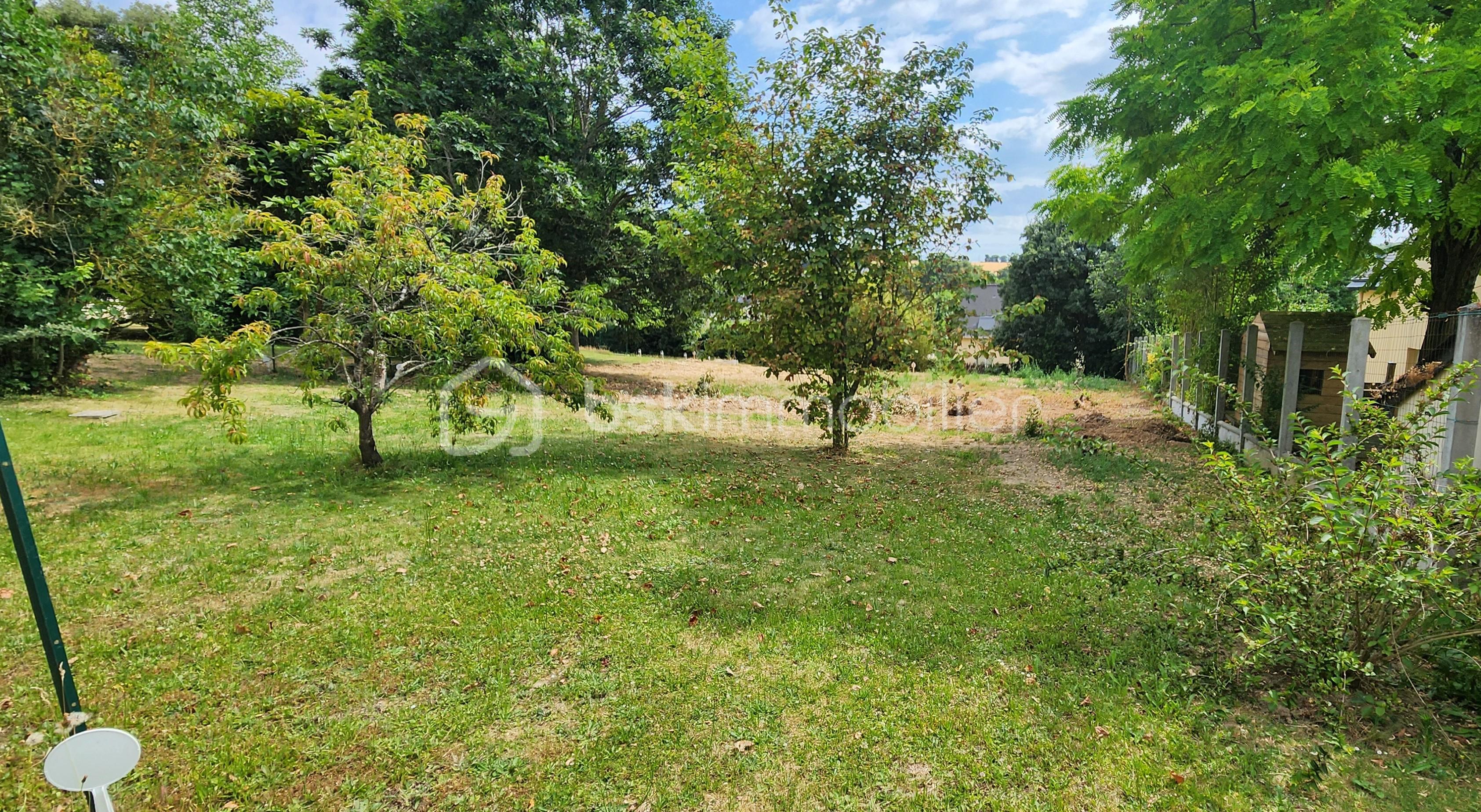 Terrain de 527 m² - 3.jpg