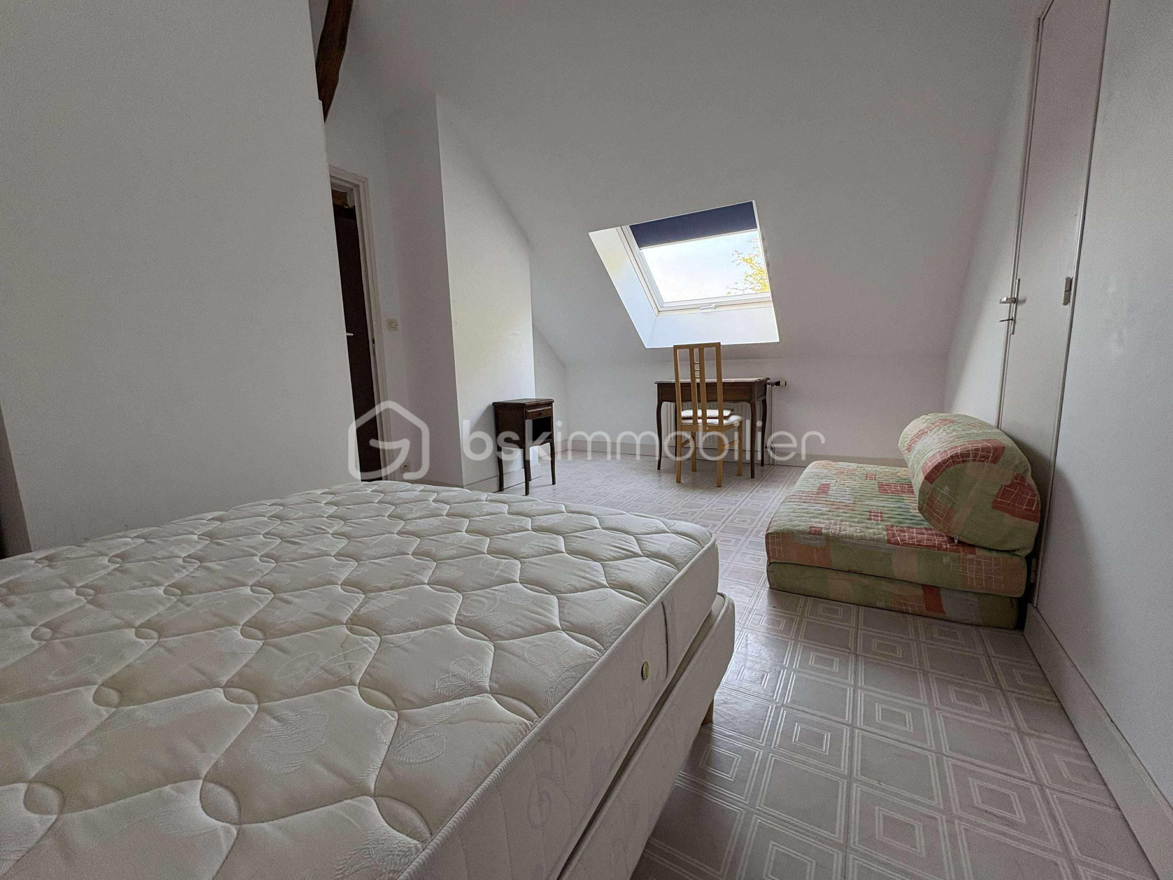 Maison de 220 m² - 516476167_1302863071408419_1960353099707793623_n.jpg