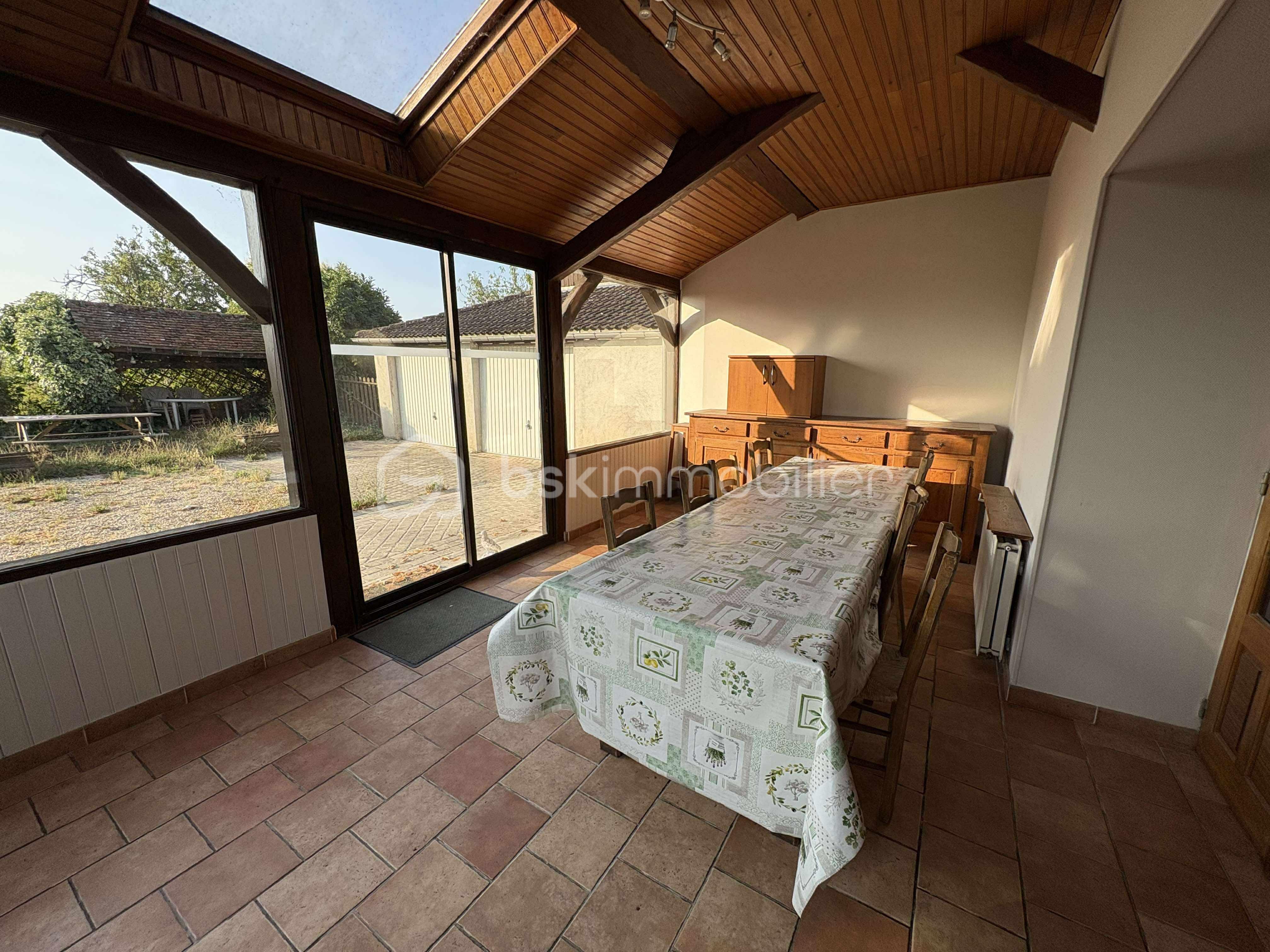 Maison de 220 m² - 520548815_460491613825652_326601200231746583_n.jpg
