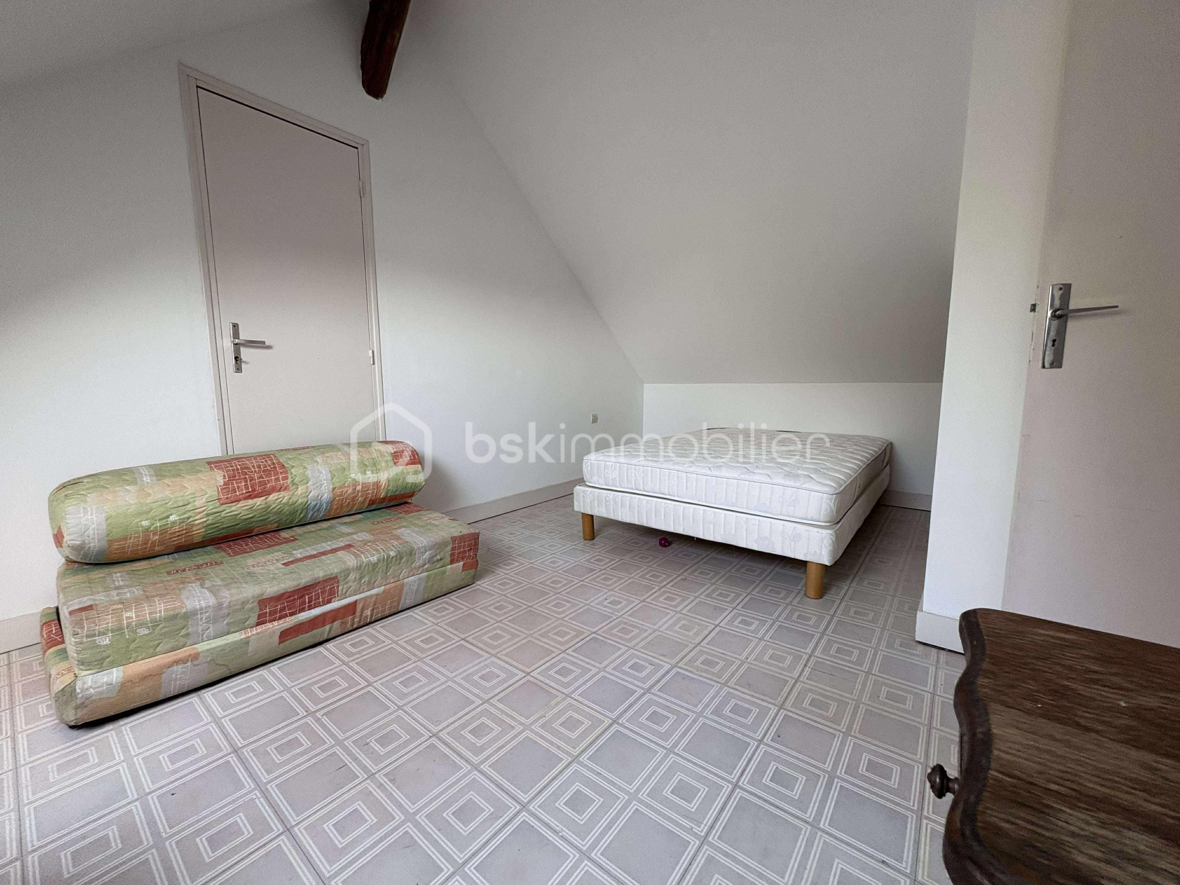 Maison de 220 m² - 518929575_719555804304491_321087074215151556_n.jpg