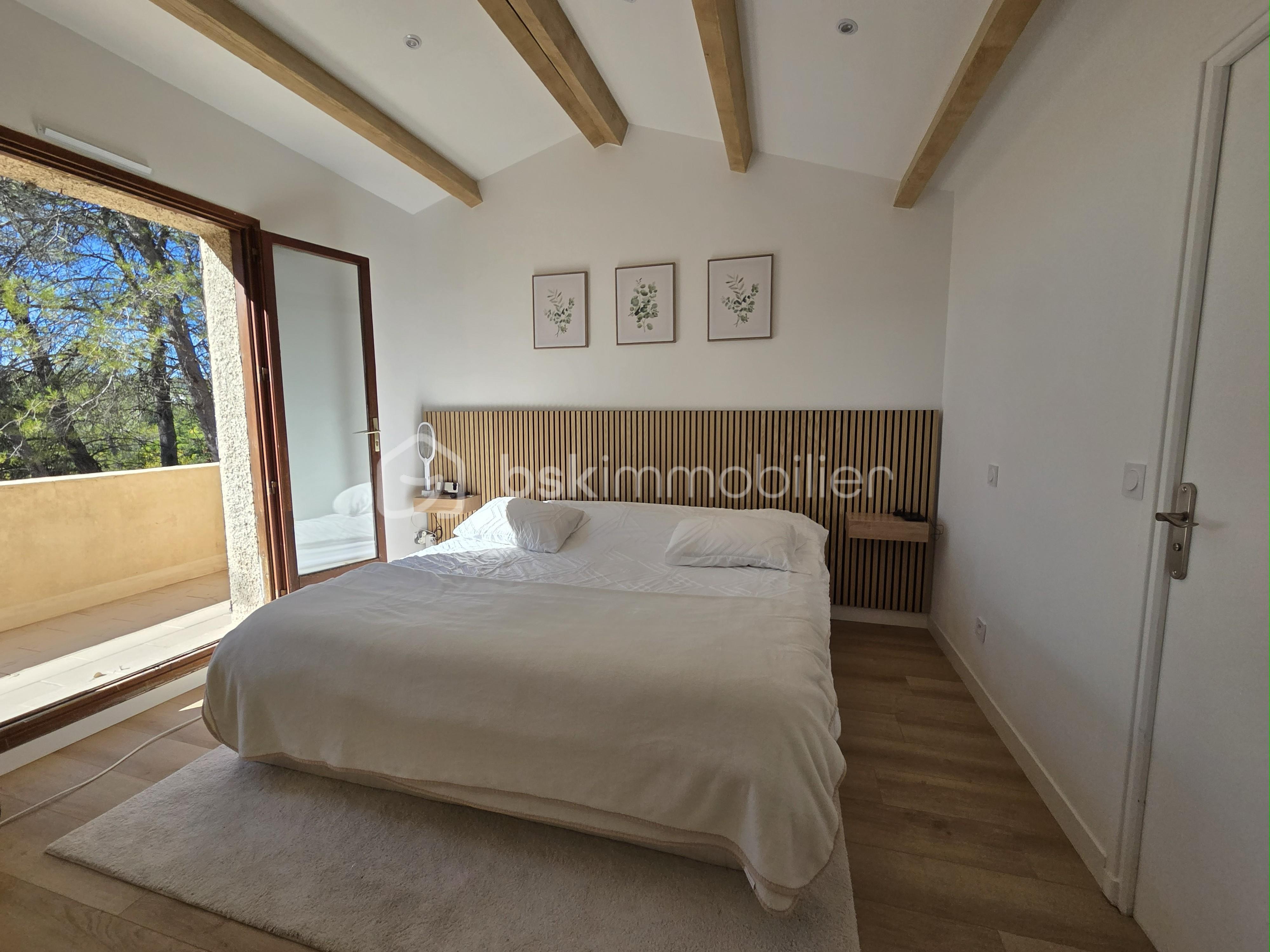 Maison traditionnelle de 161 m² - 44.jpeg