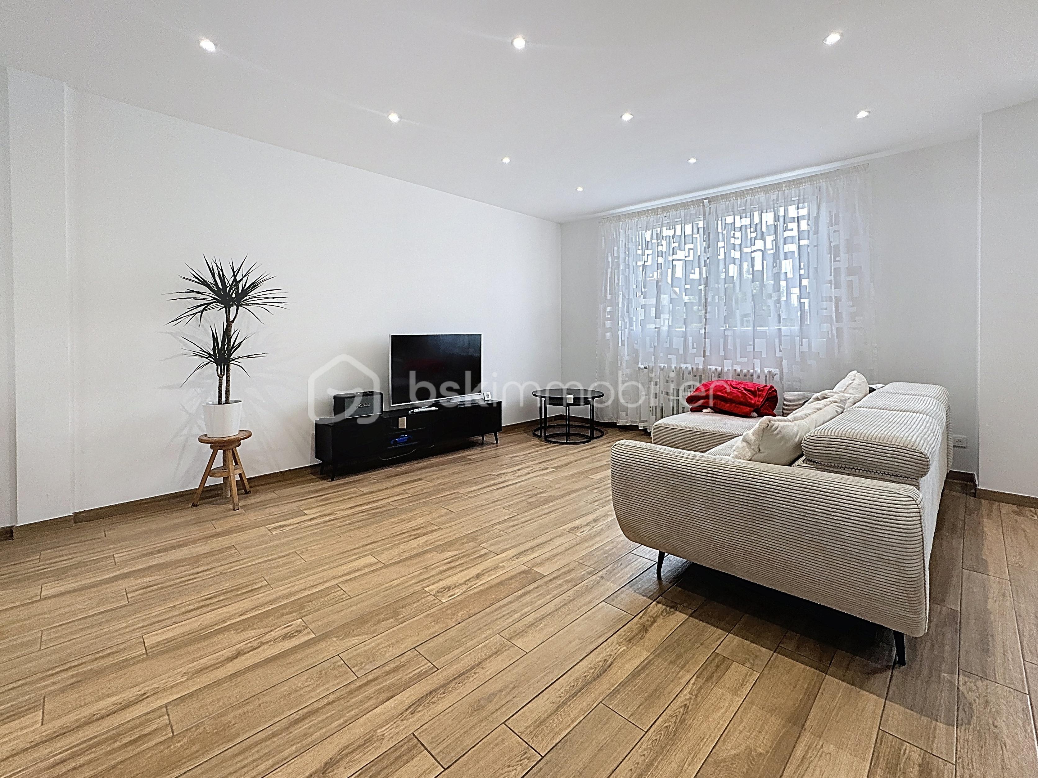 Maison traditionnelle de 130 m² - ayrton-silva_00003.jpg