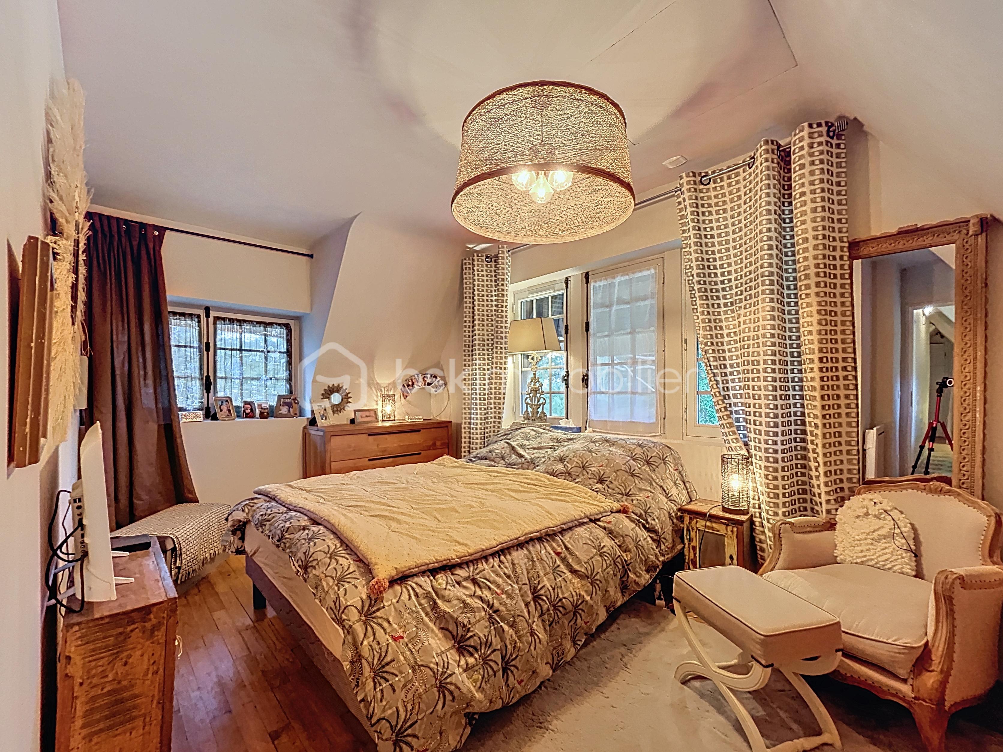 Maison traditionnelle de 210 m² - riviere-st-sauveur_00029.jpg