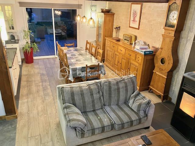 Maison traditionnelle de 146 m² - mouronval salon contoise.jpg