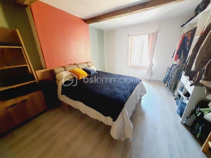 Maison de village de 107 m² - 77f9c1b4-4b50-476d-aa45-b0b0efb3d378_cleanup.jpg