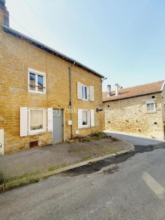 Maison de village de 107 m² - 1f2dc2a6-6d08-4dc5-b1bd-7d7785b20d63_cleanup.jpg