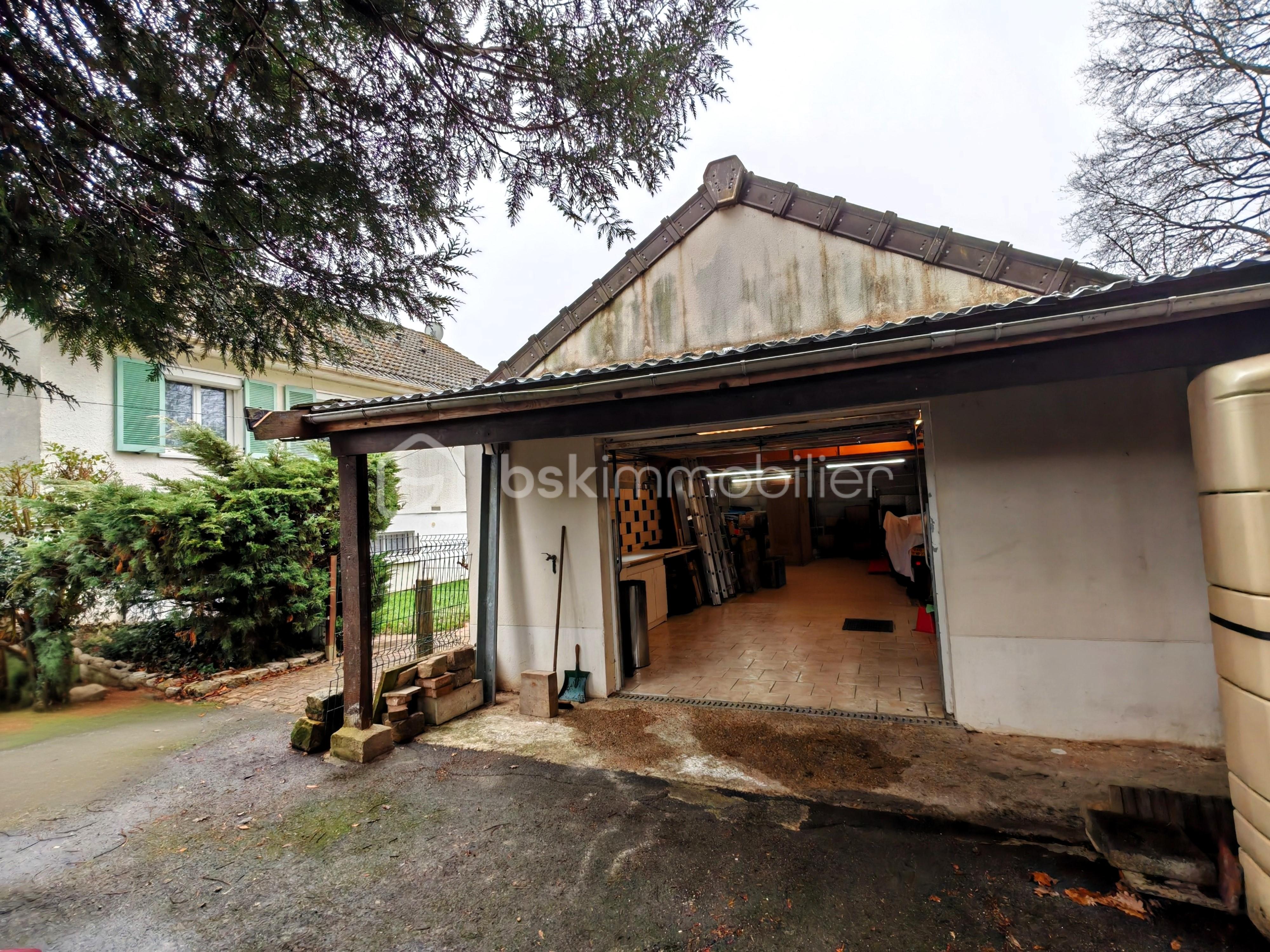 Maison de 104 m² - GARAGE 2.jpg