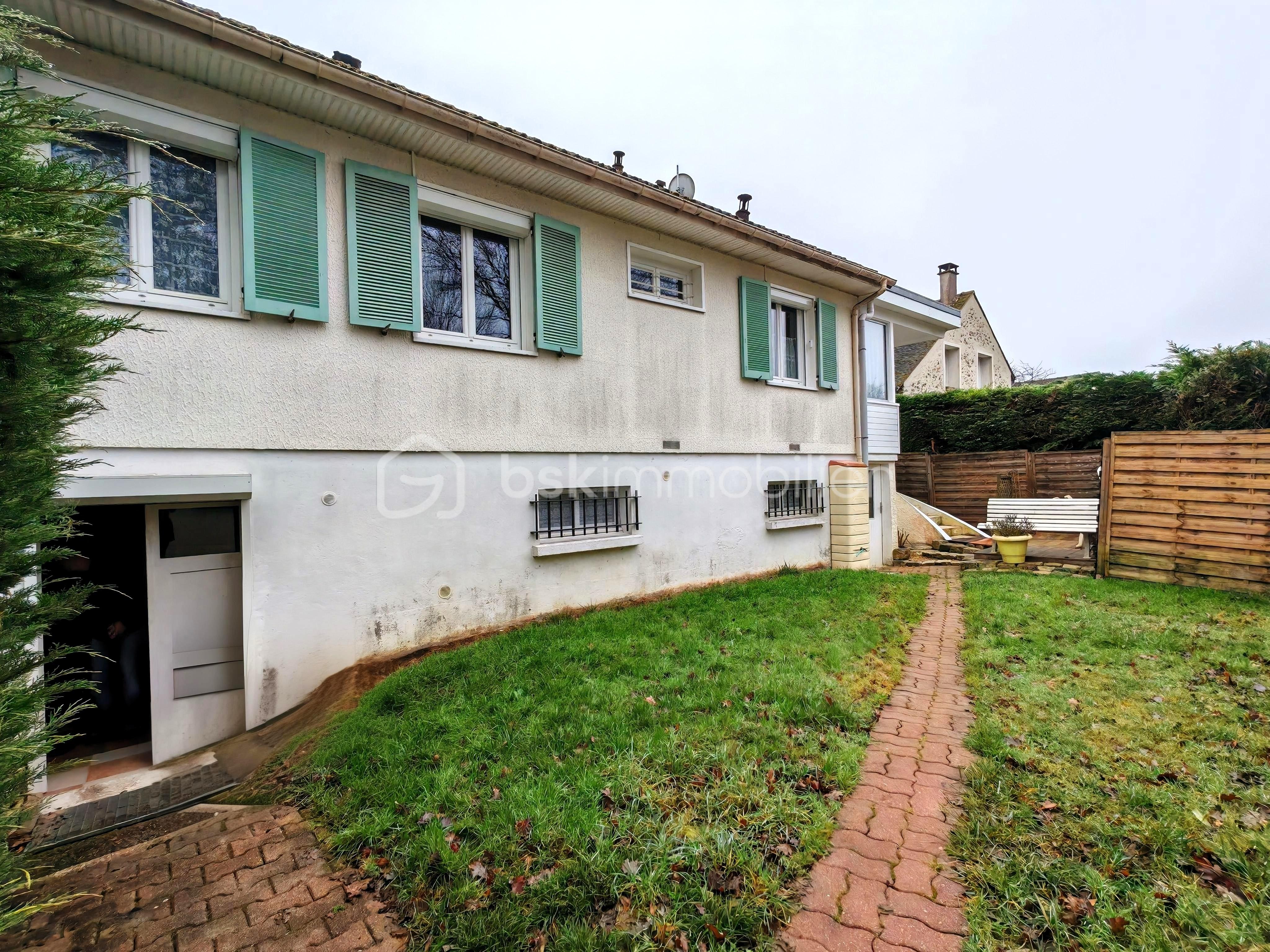 Maison de 104 m² - MAISON DOS.jpg