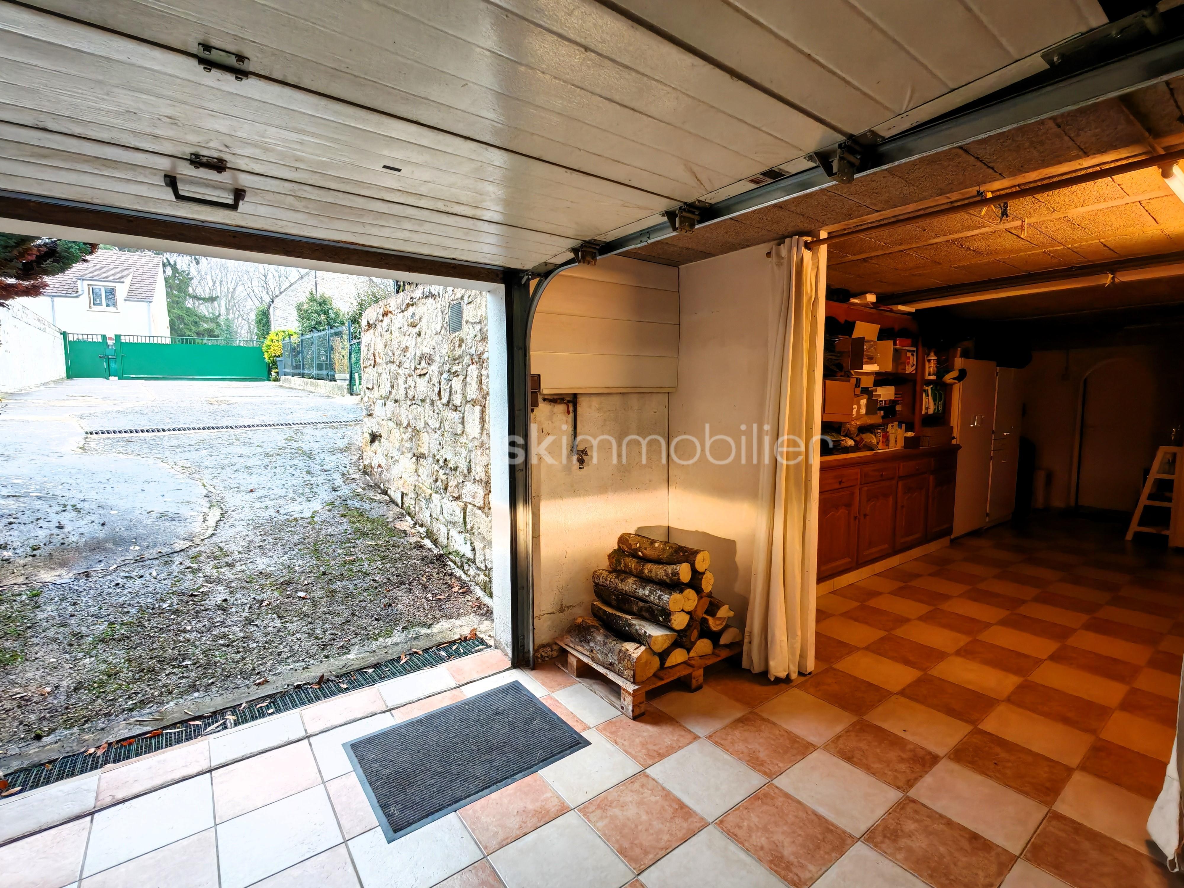 Maison de 104 m² - GARAGE 3.jpg