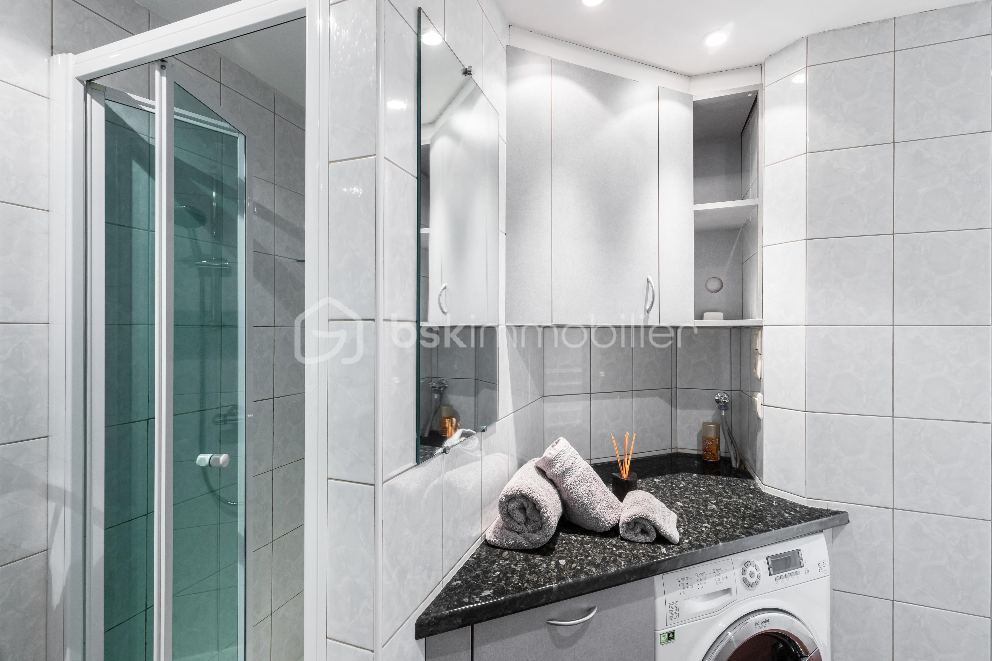 Appartement de 78 m² - douche.JPG
