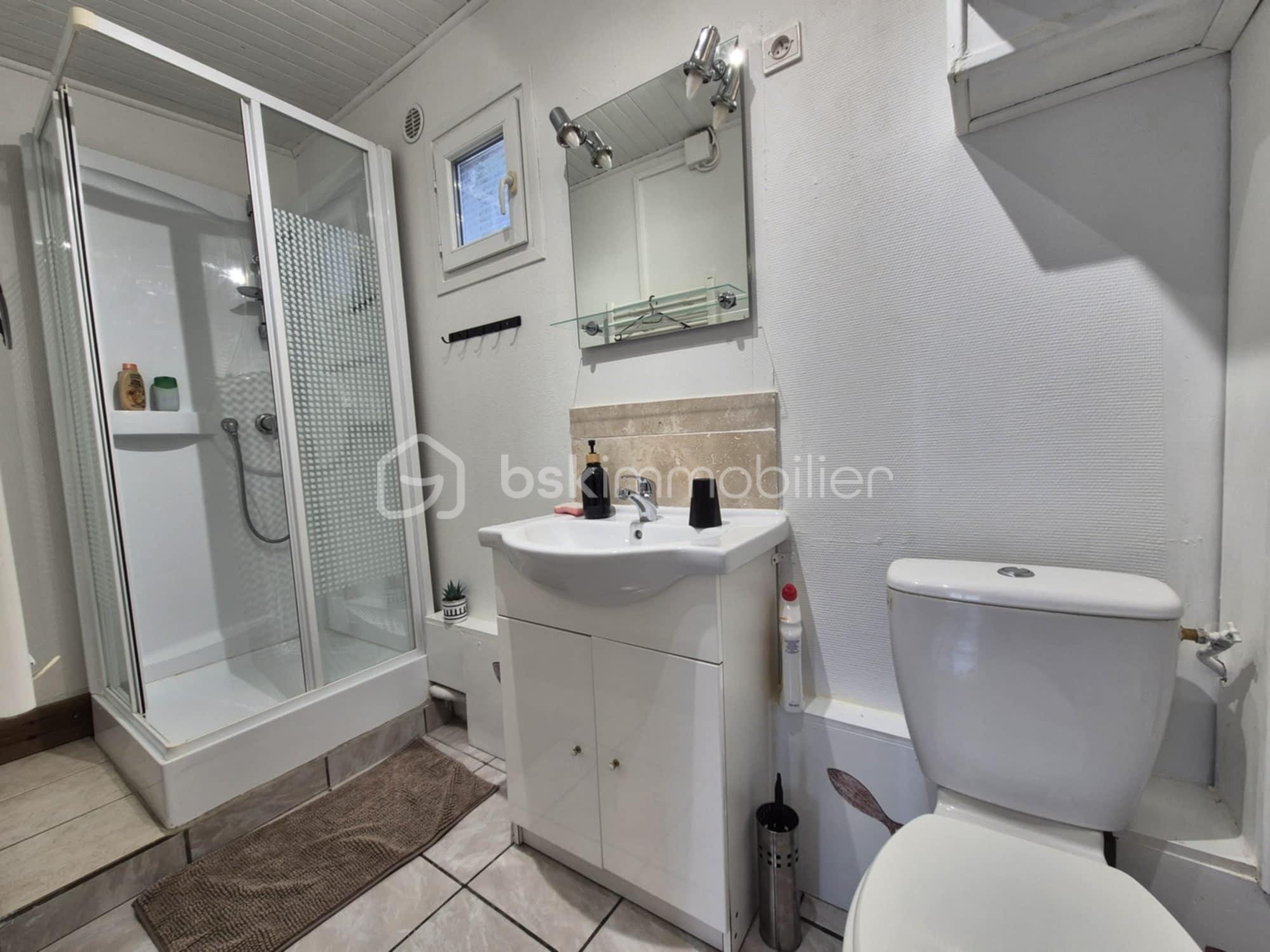 Maison traditionnelle de 190 m² - 54036c59-feac-4ff1-8c56-2cfc1100c52f.jpg