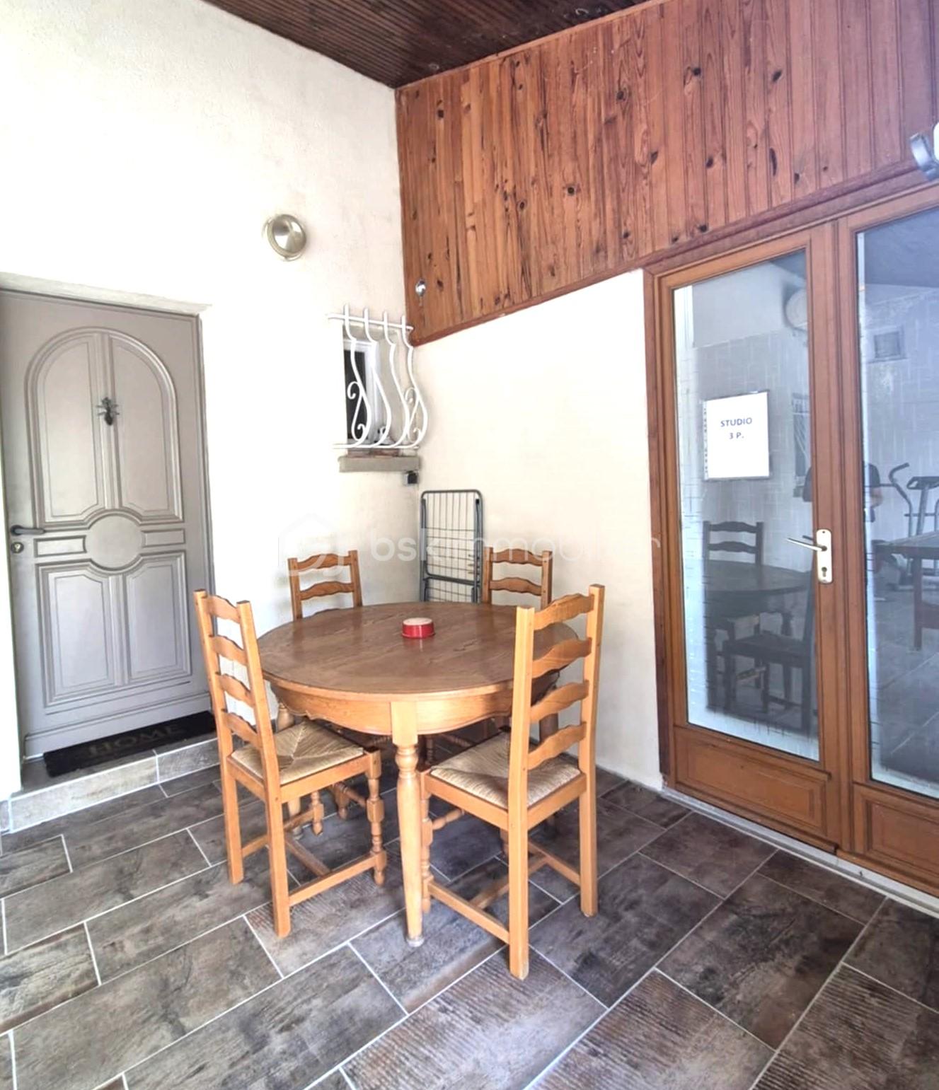 Maison traditionnelle de 190 m² - 5ff8b65e-c22c-4afa-b221-b5881b8adf36.jpg