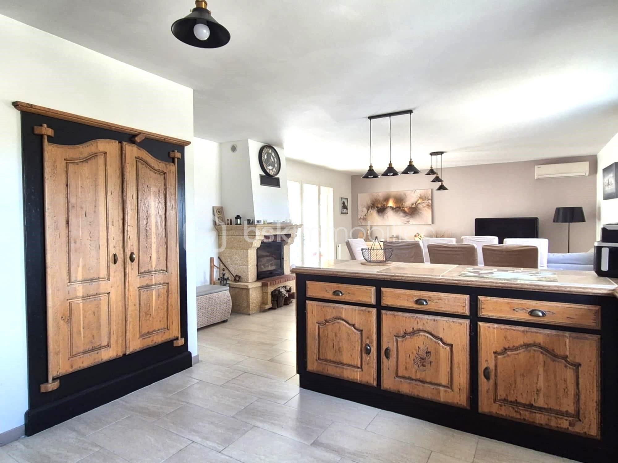 Maison traditionnelle de 190 m² - 0a55ef52-3fe2-4fc8-b07a-b59af9079a0b.jpg