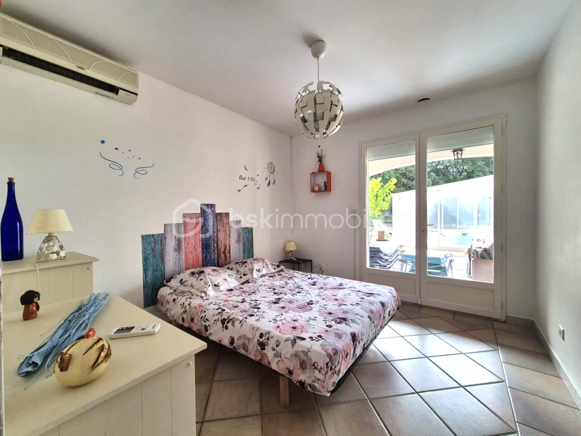 Maison traditionnelle de 190 m² - 94c7989f-9f52-46af-8da8-08fc91b5e09d.jpg